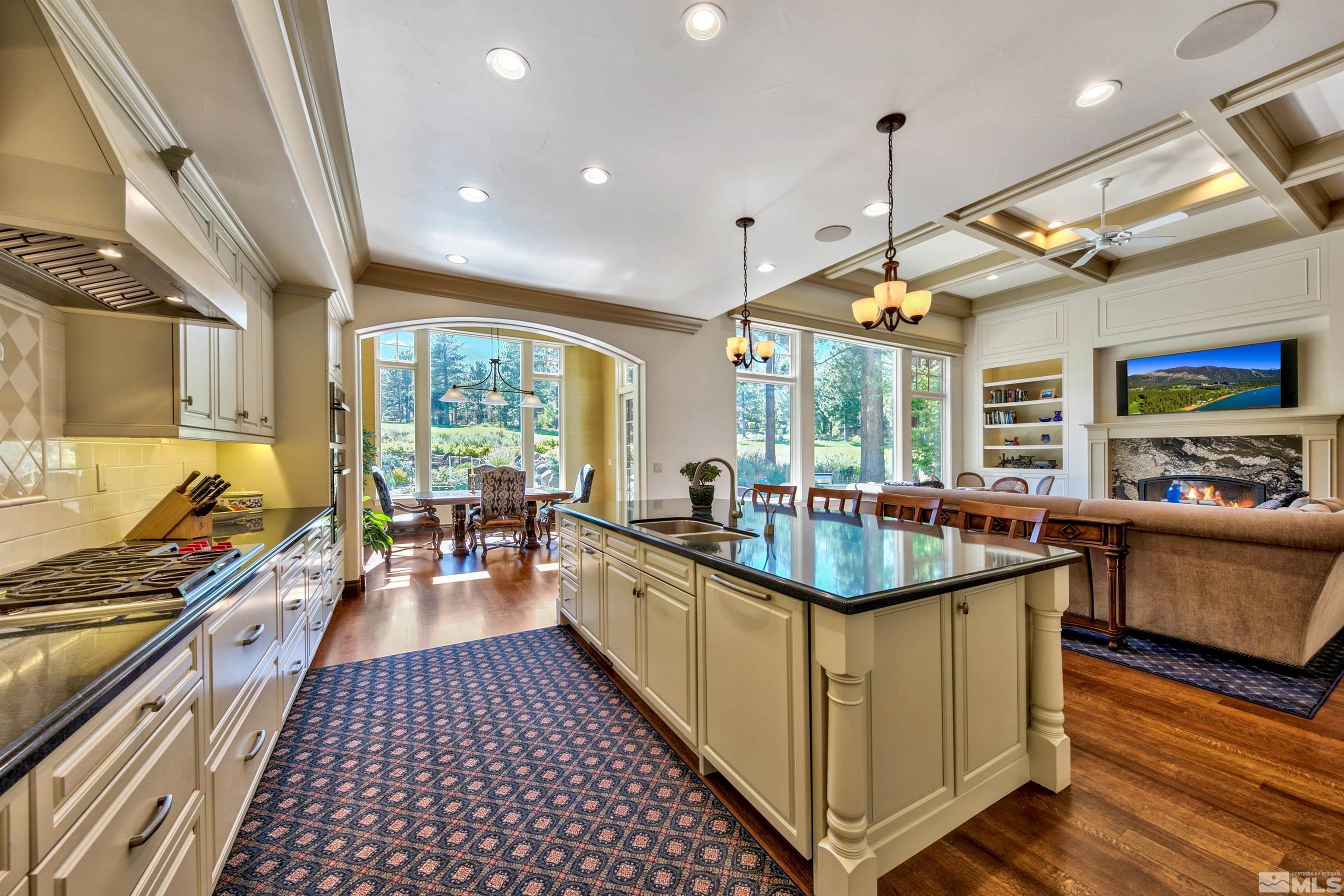 5950 Chambery Circle