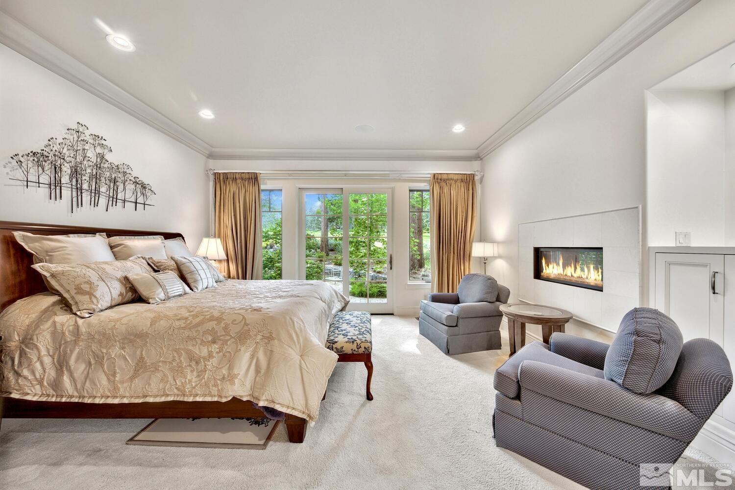 5950 Chambery Circle