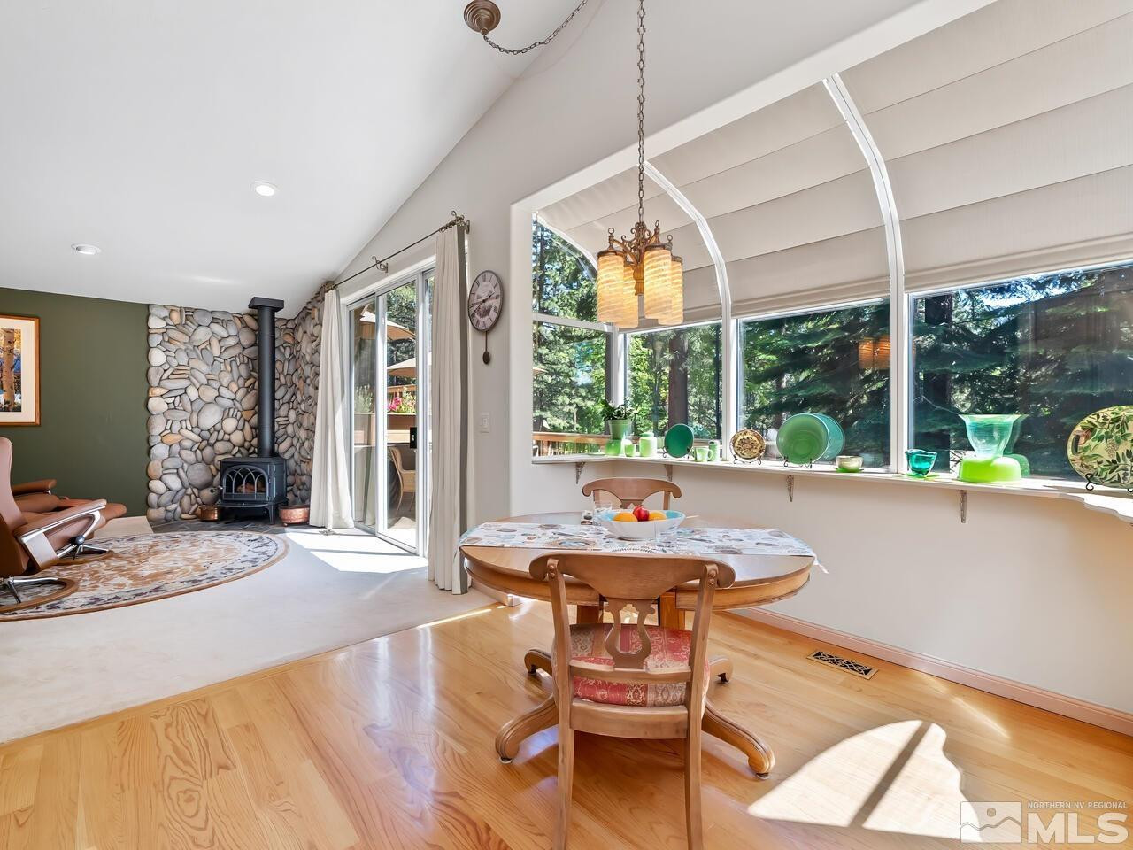 373 Mackay Court