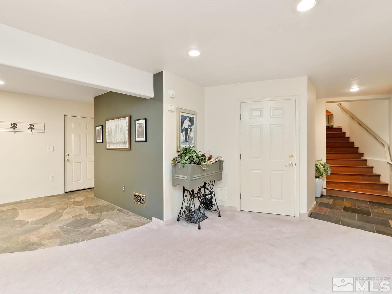 373 Mackay Court