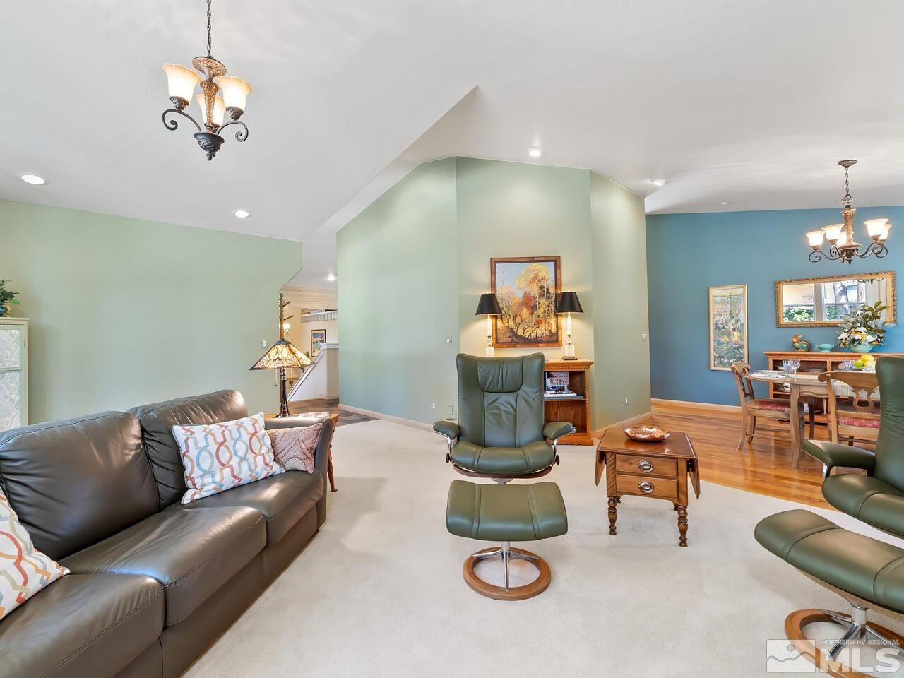 373 Mackay Court