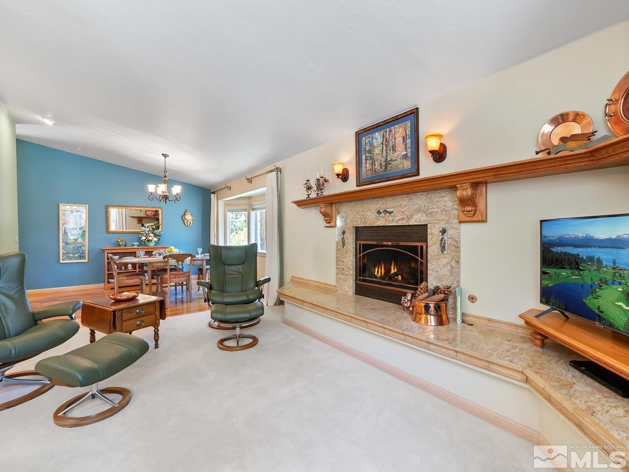 373 Mackay Court