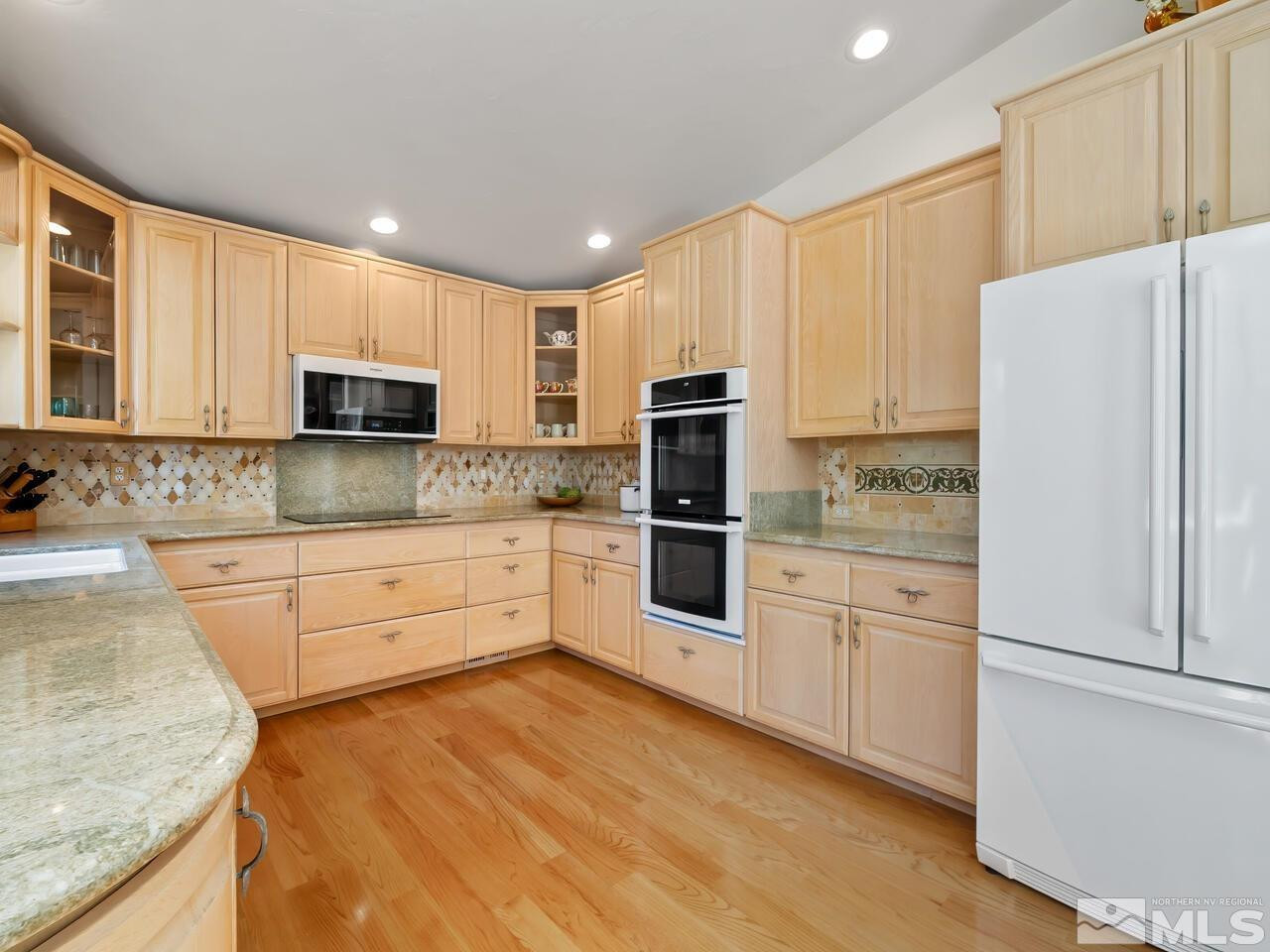 373 Mackay Court