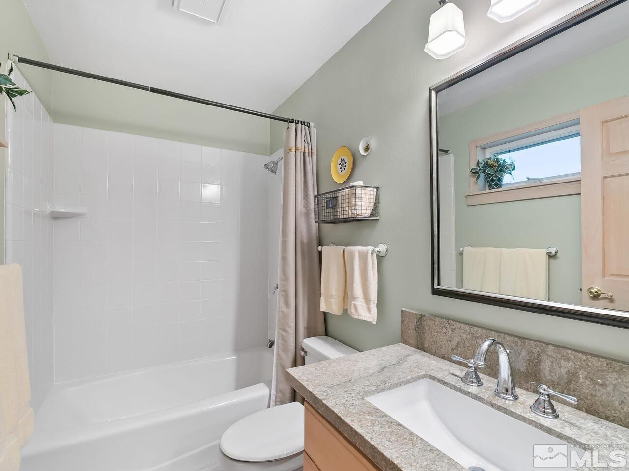 373 Mackay Court