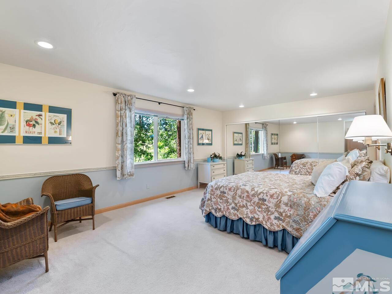 373 Mackay Court