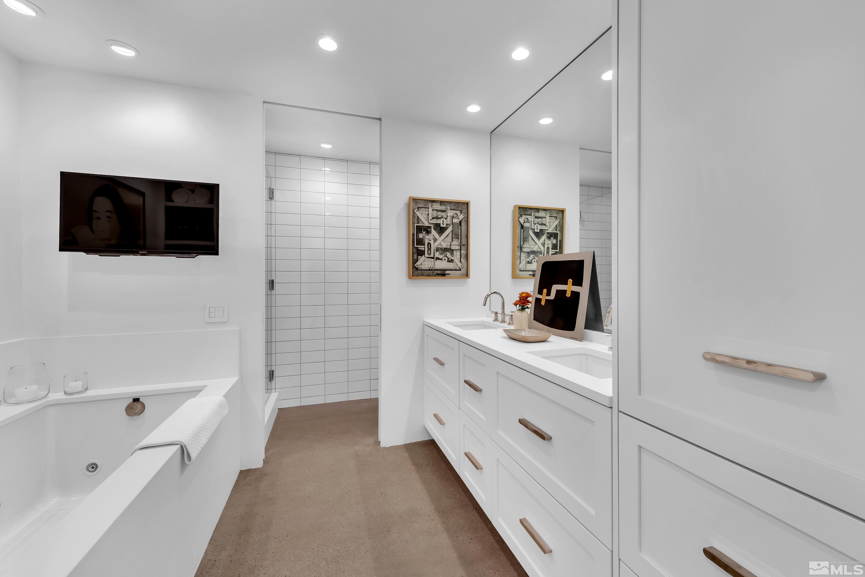 1200 Riverside Drive Unit: UNIT 1248