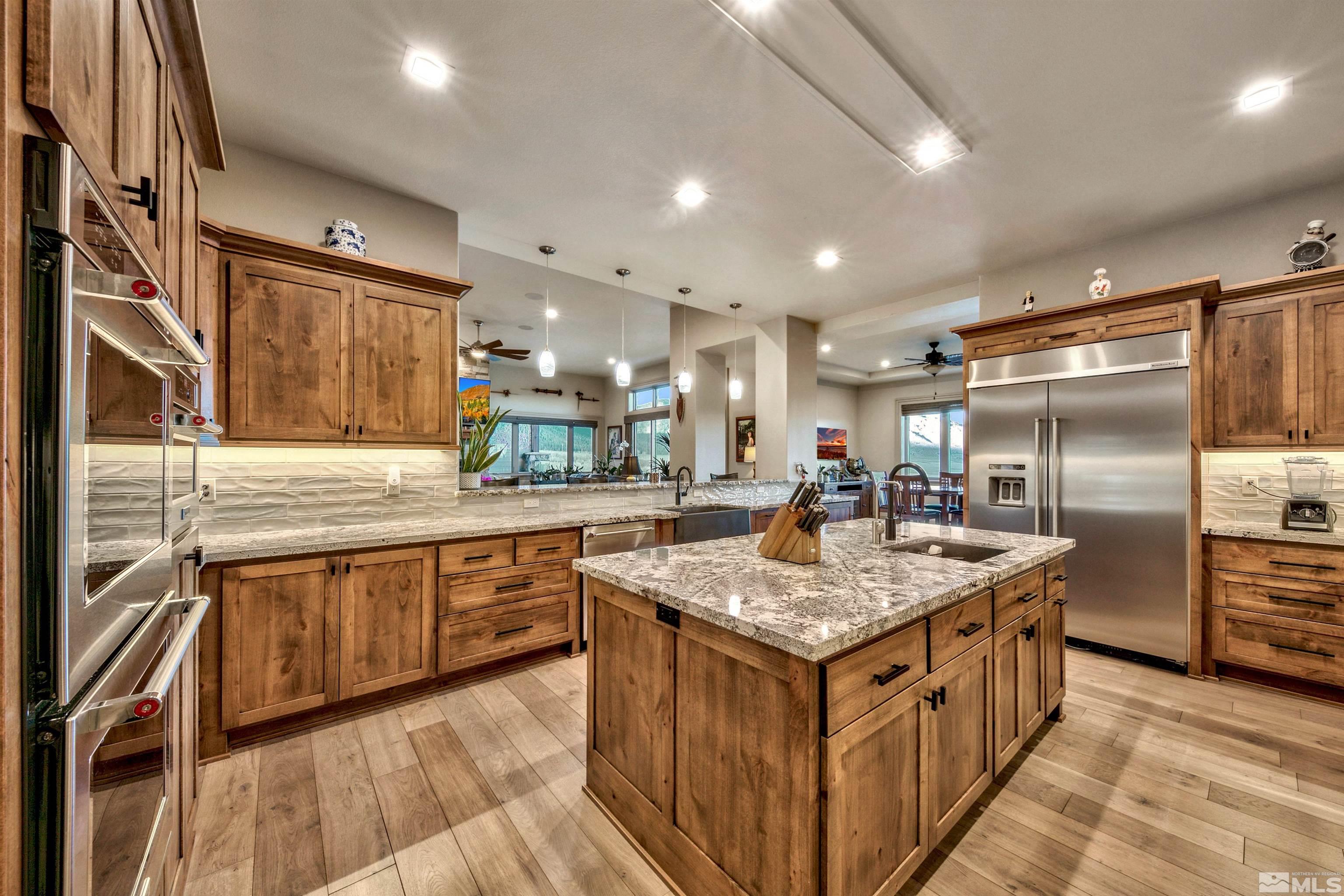 316 James Canyon Loop