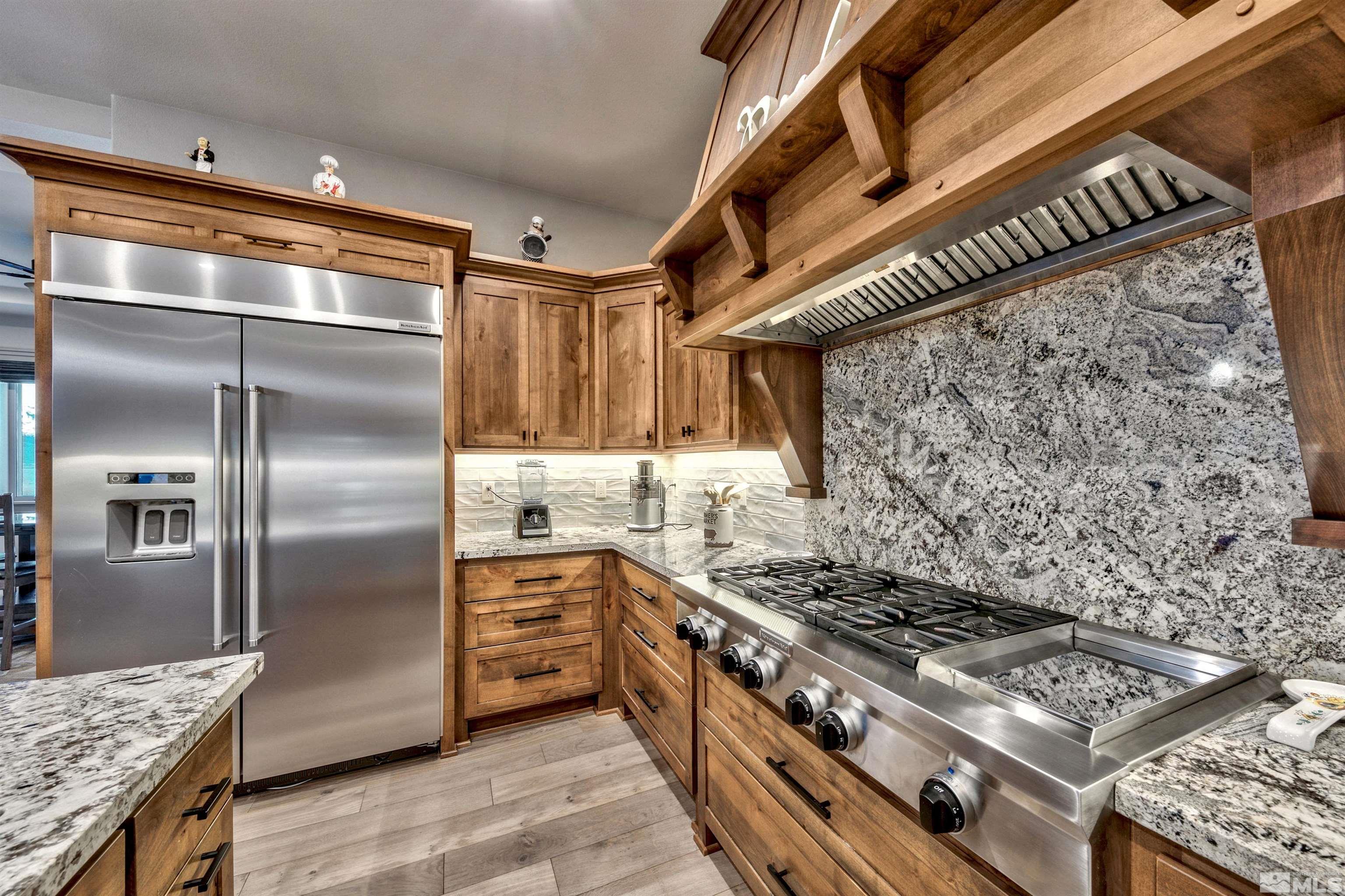 316 James Canyon Loop