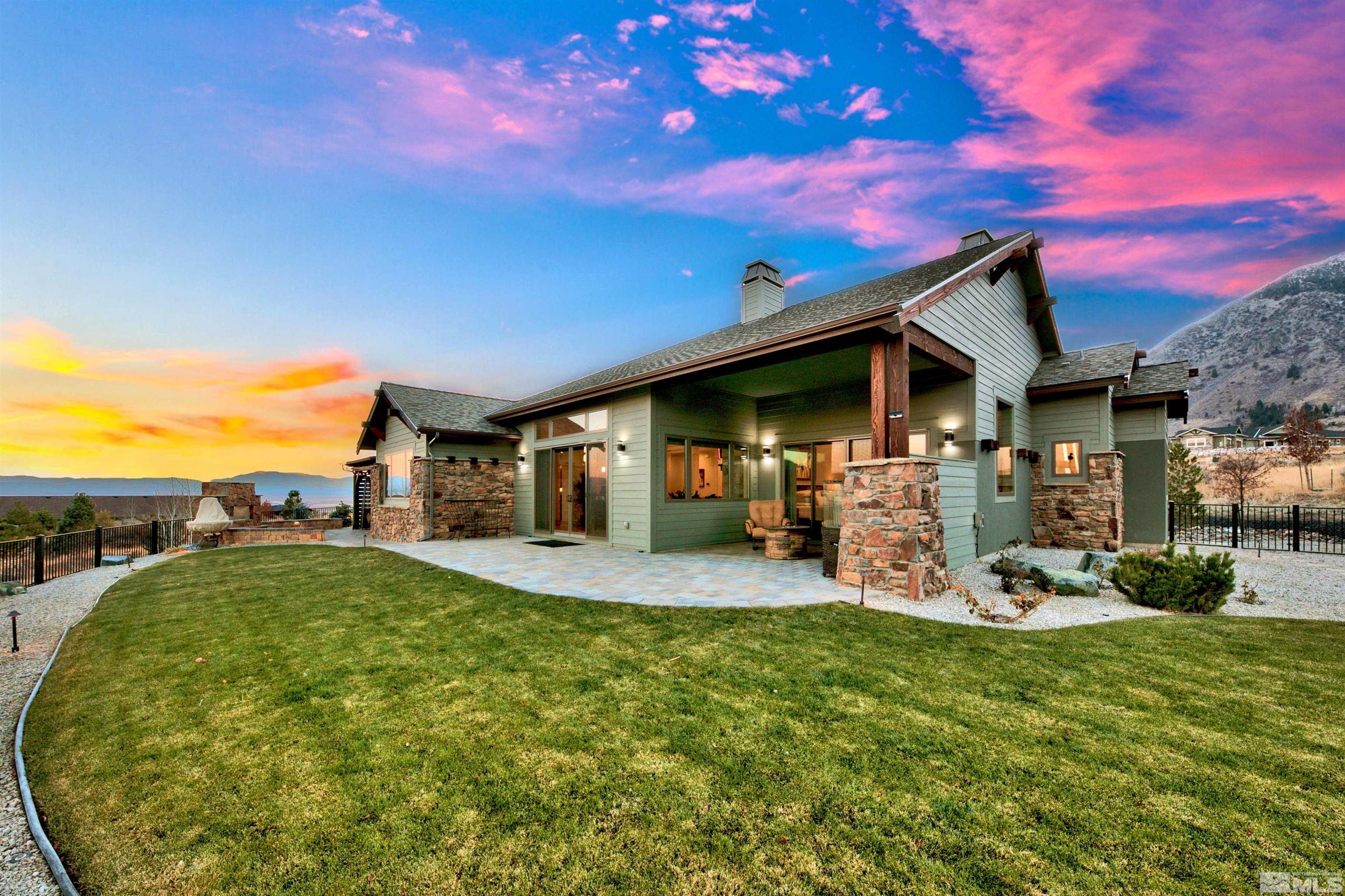 316 James Canyon Loop