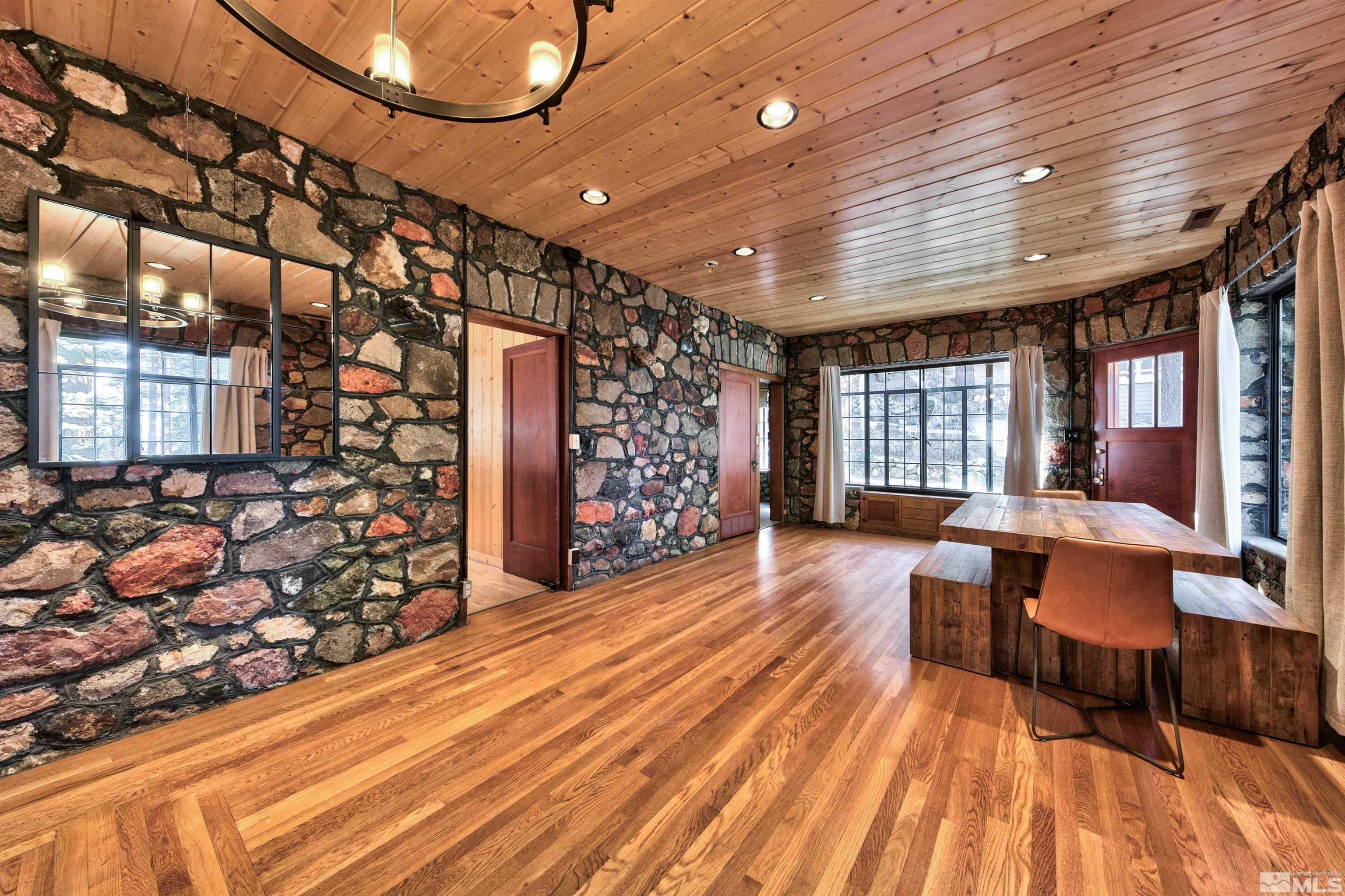 721 Cedar