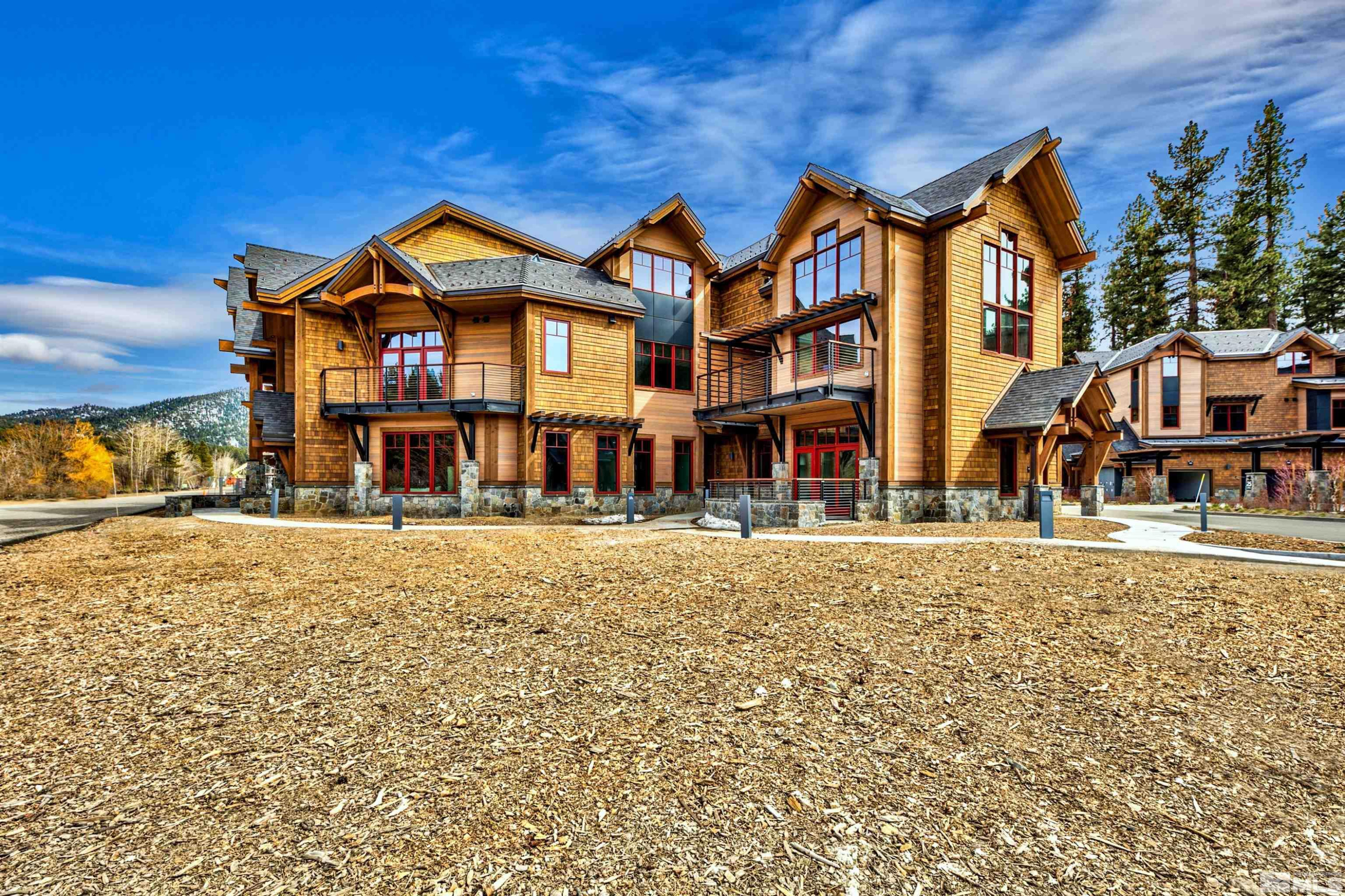 28 Beach Club Drive Unit: 408