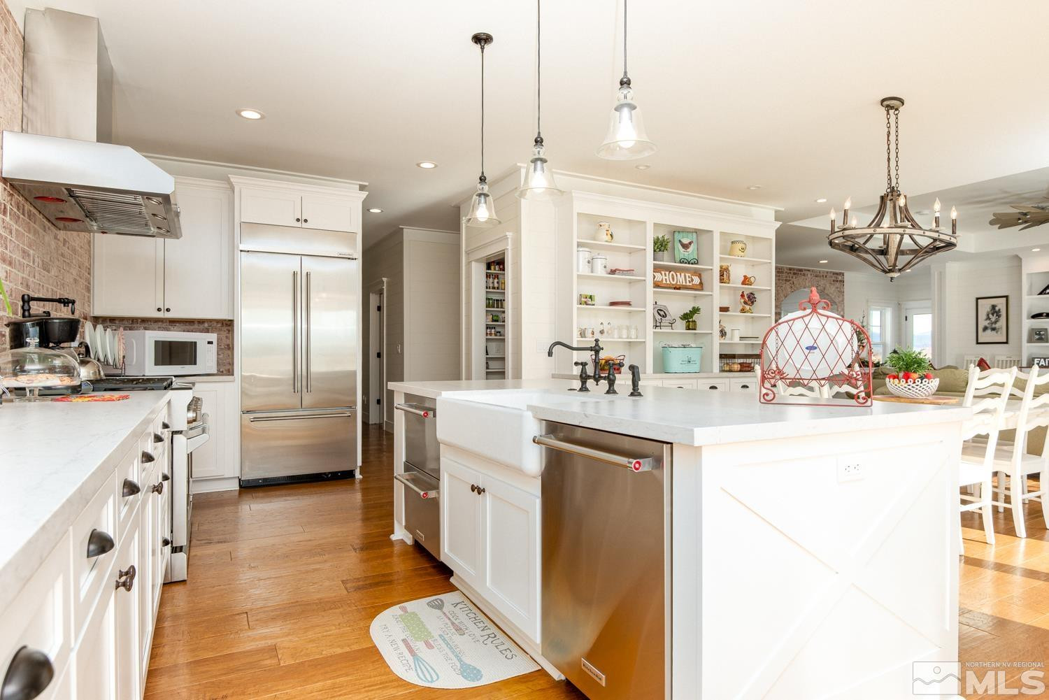 824 Eagle Meadows Lane