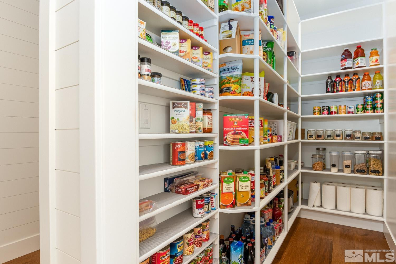 824 Eagle Meadows Lane