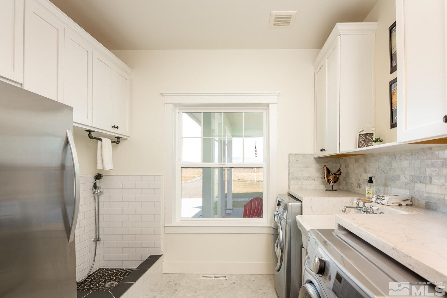 824 Eagle Meadows Lane