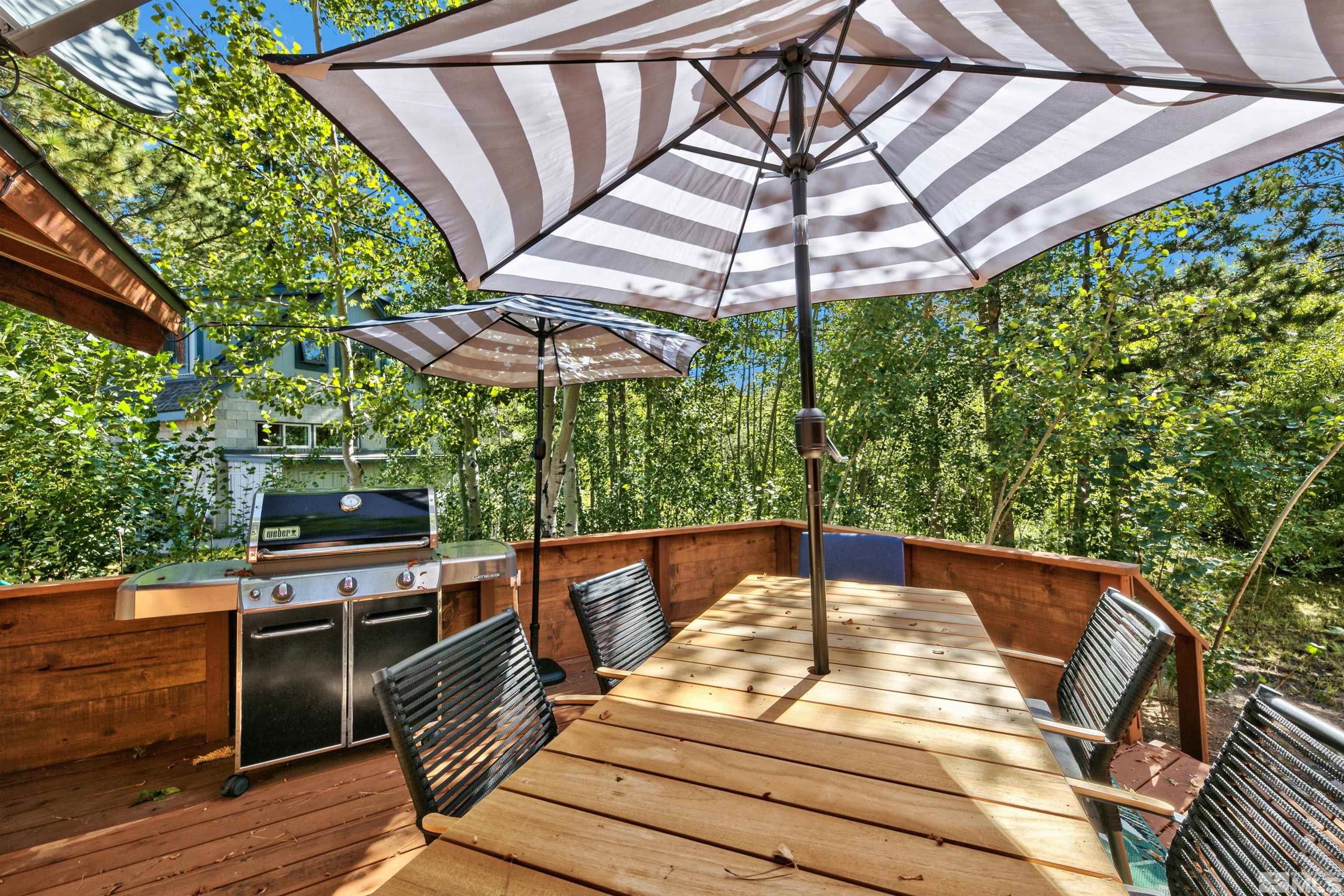 3865 Beach Road