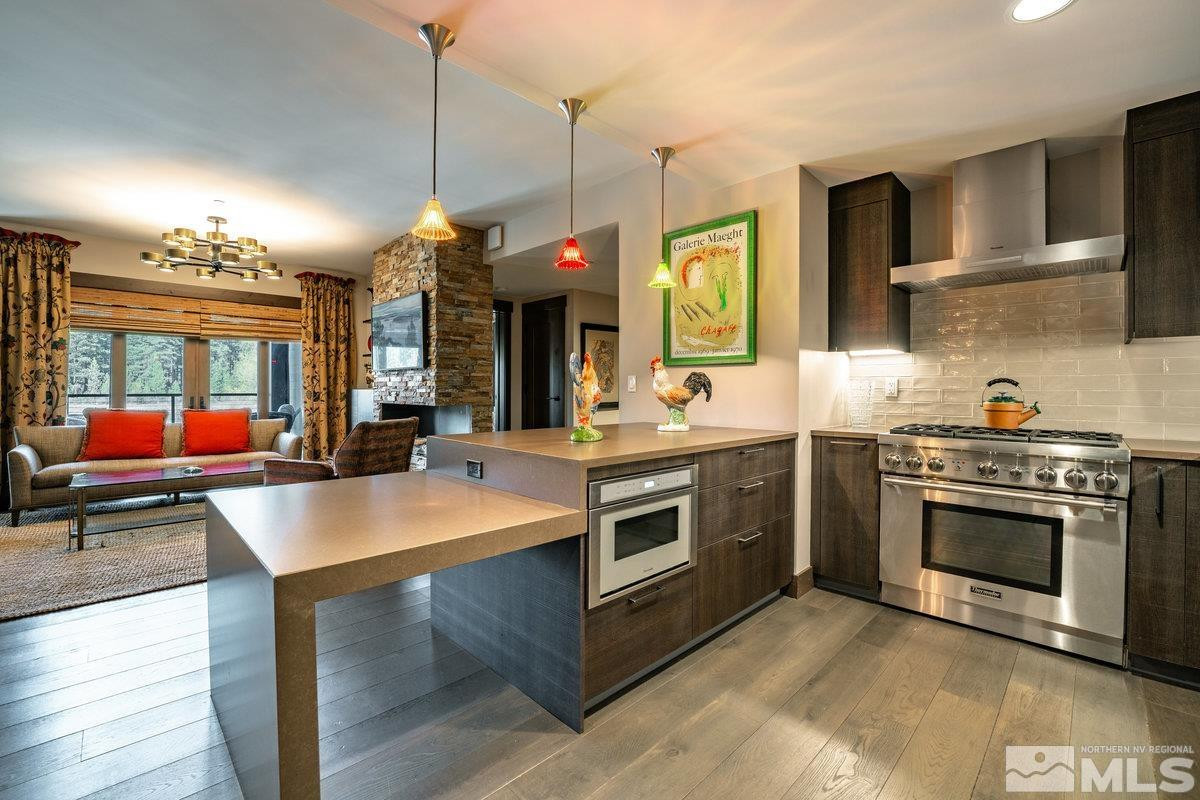 9 Beach Club Unit: 120