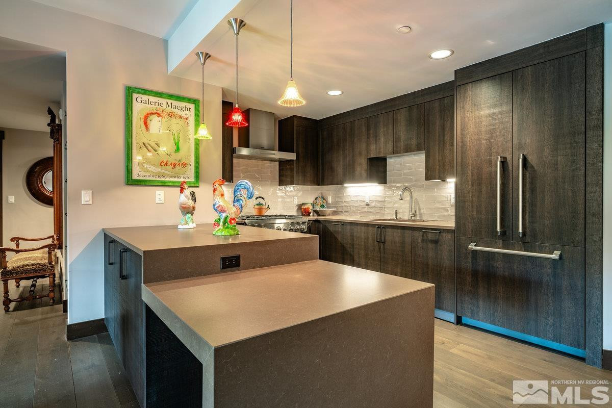 9 Beach Club Unit: 120