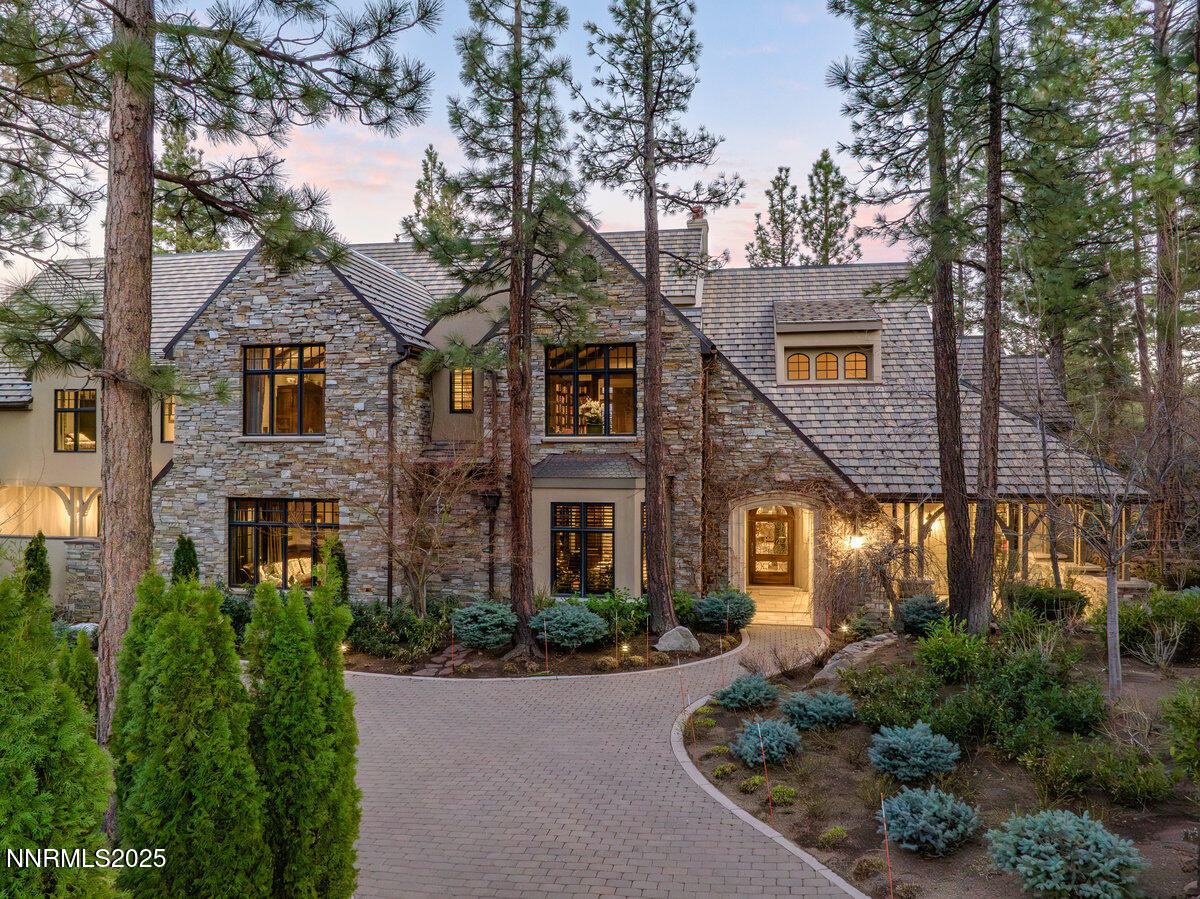 6025 Lake Geneva