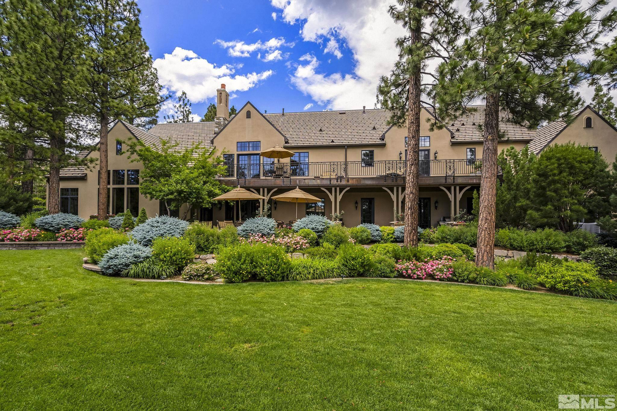 6025 Lake Geneva