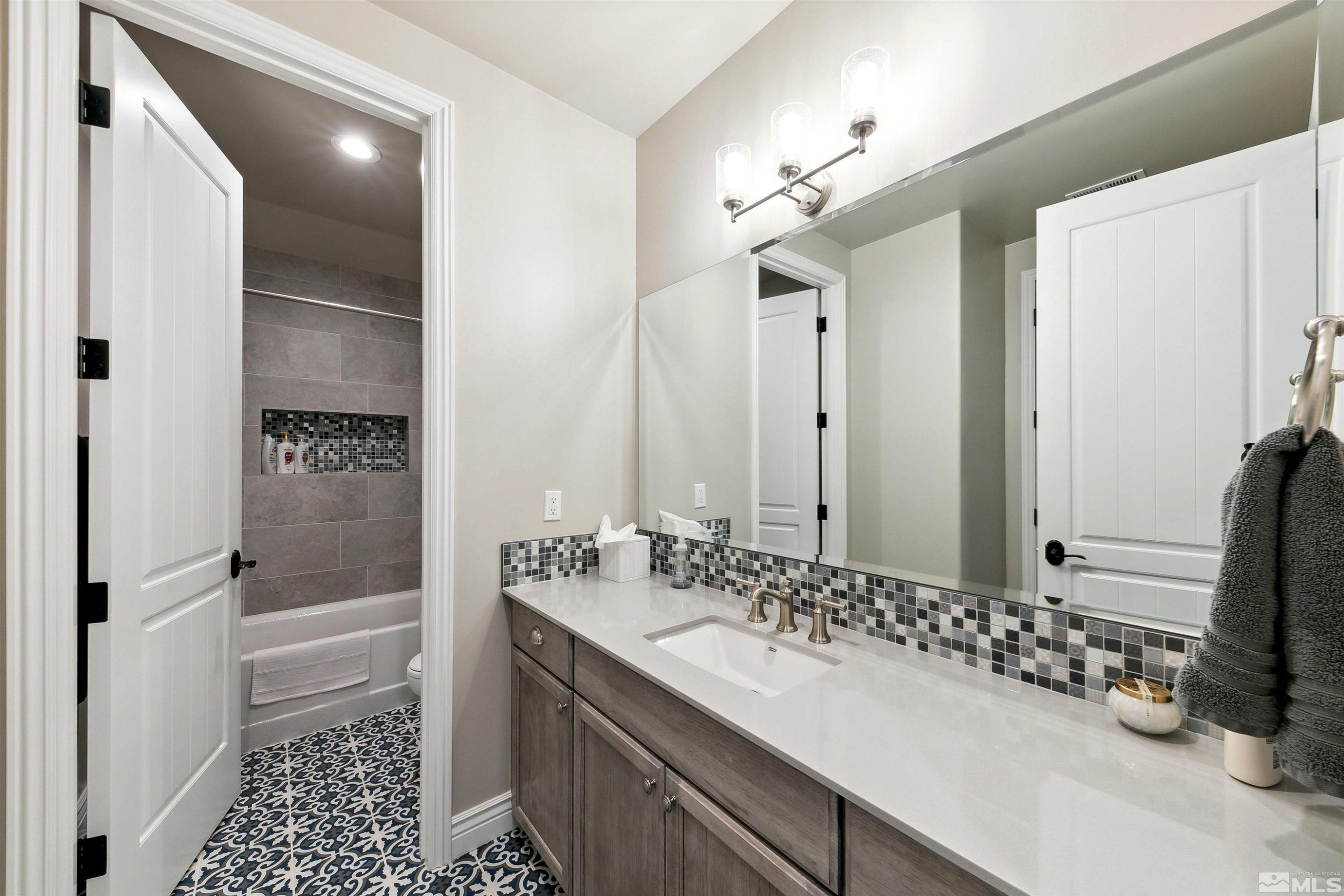 4300 Beaujolais Street, Reno