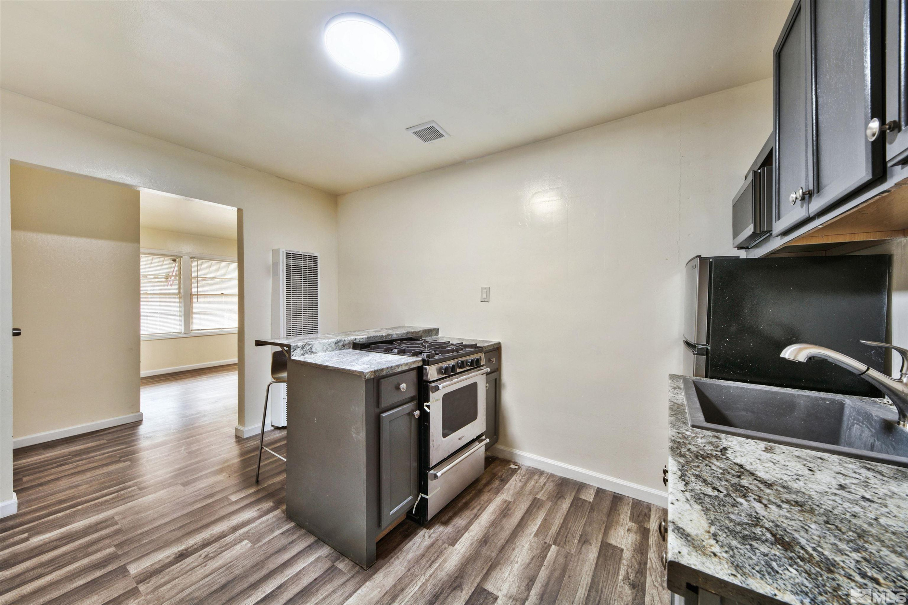 1515 N Carson St