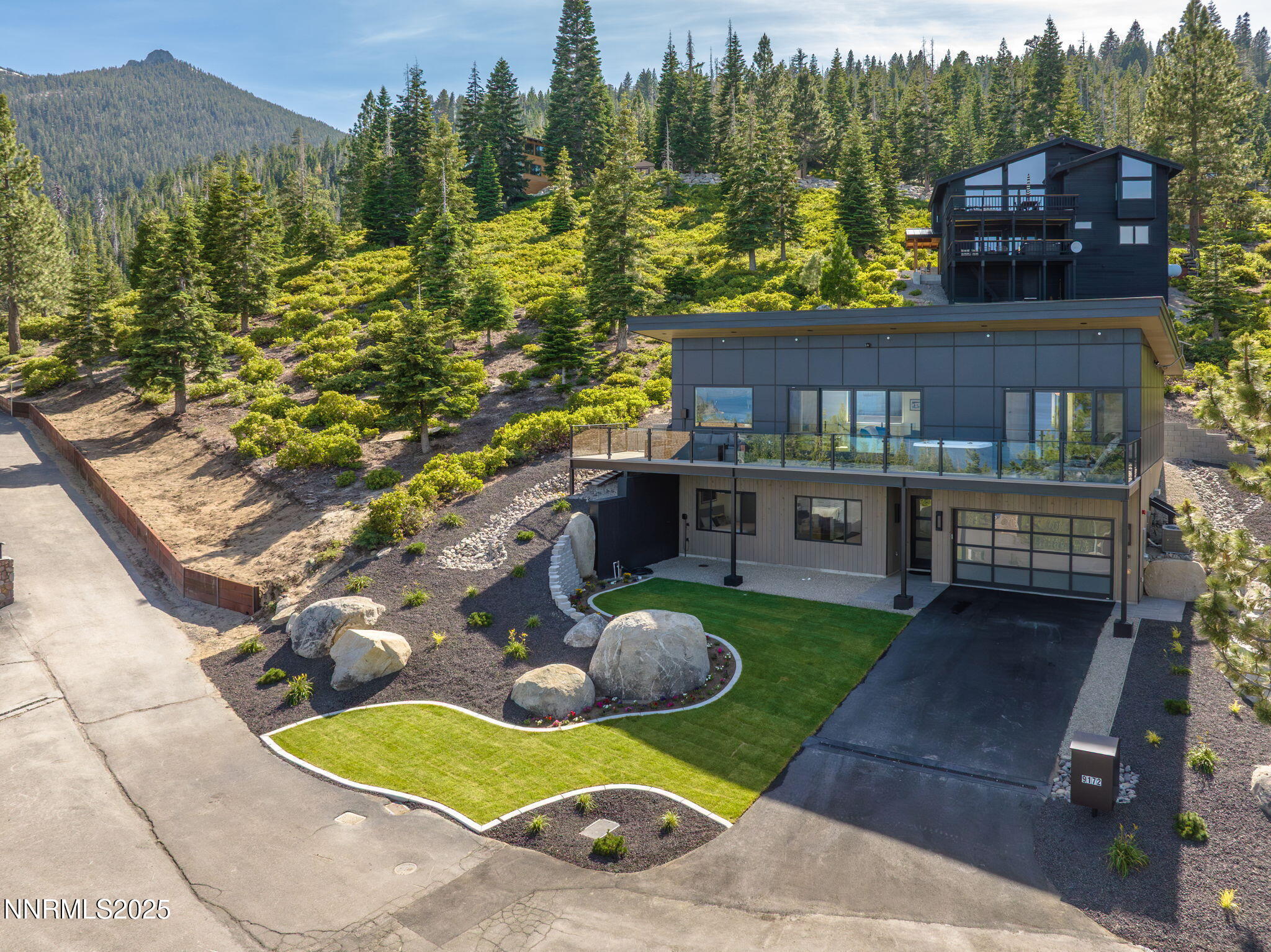 9172 Scenic Drive