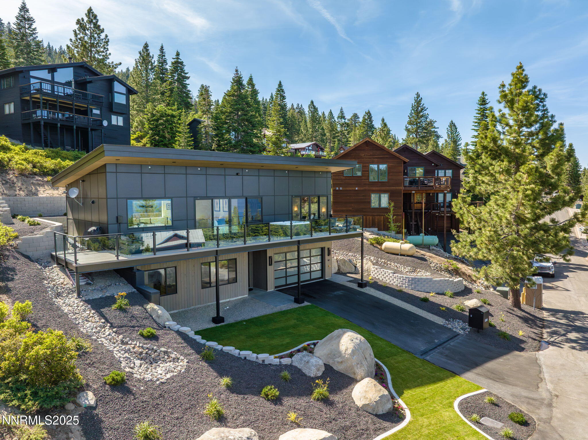 9172 Scenic Drive