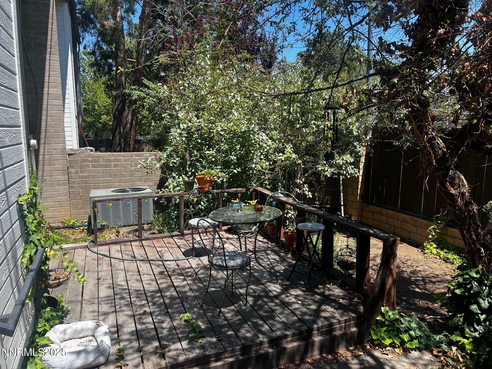 4004 Ruth Court