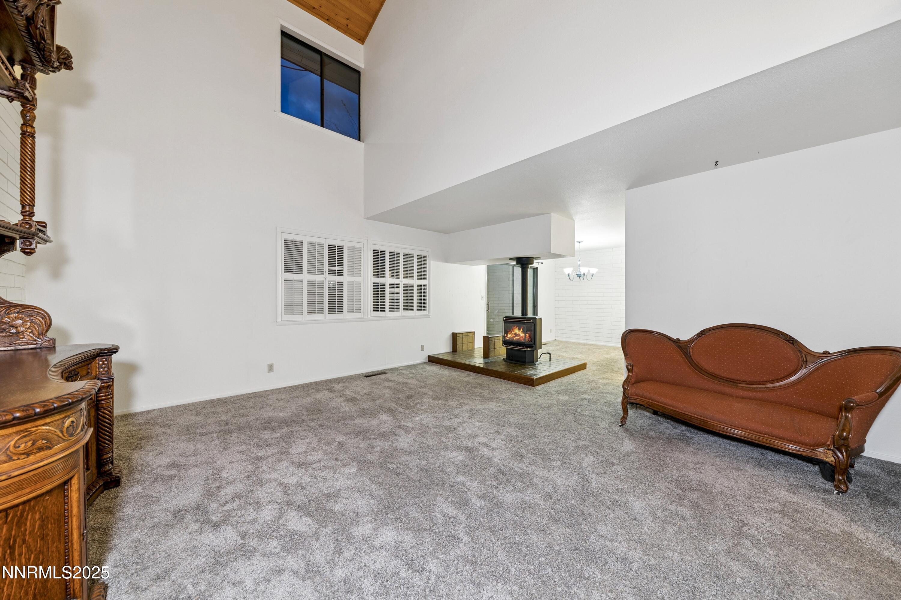 4004 Ruth Court