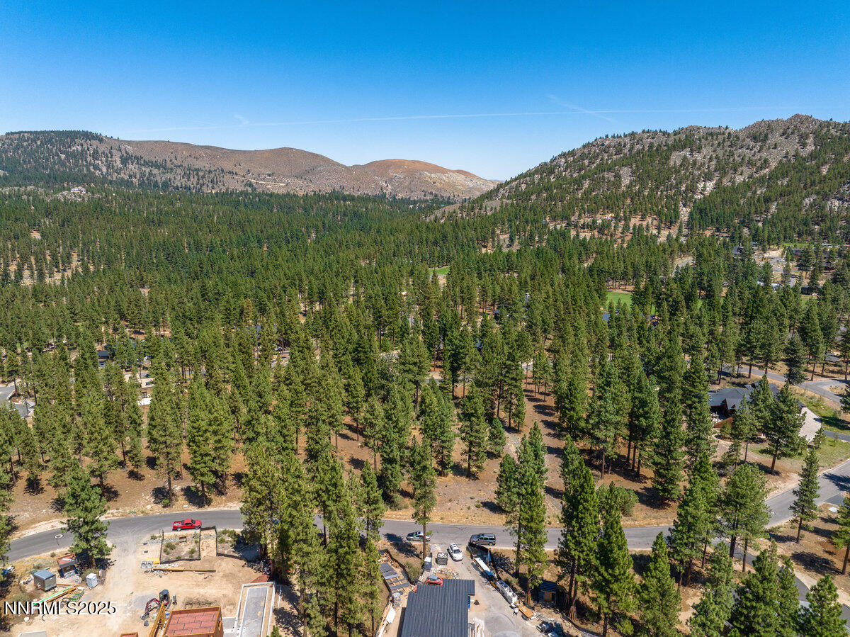 234 Redding Way, 239