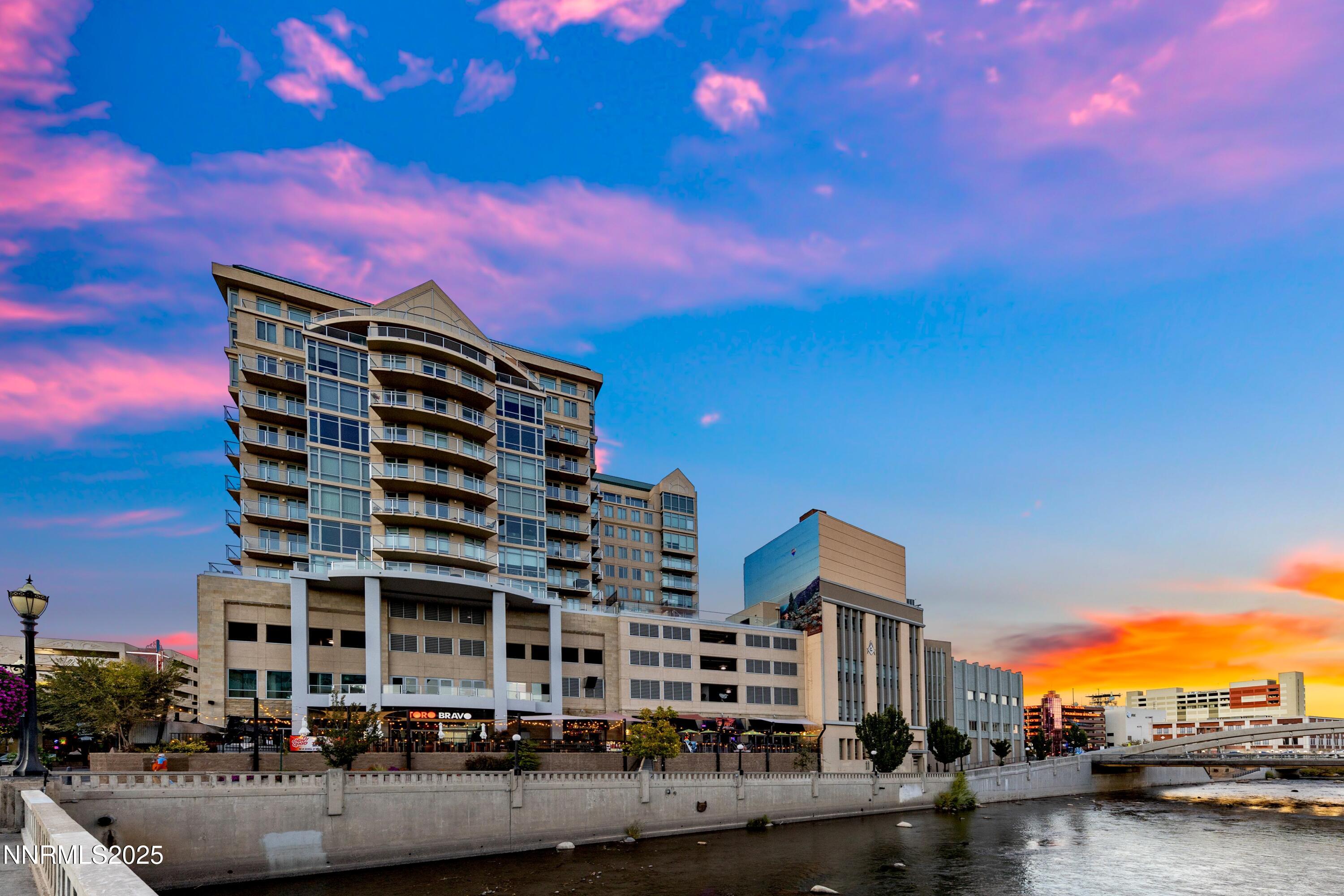 50 N Sierra Street, 601