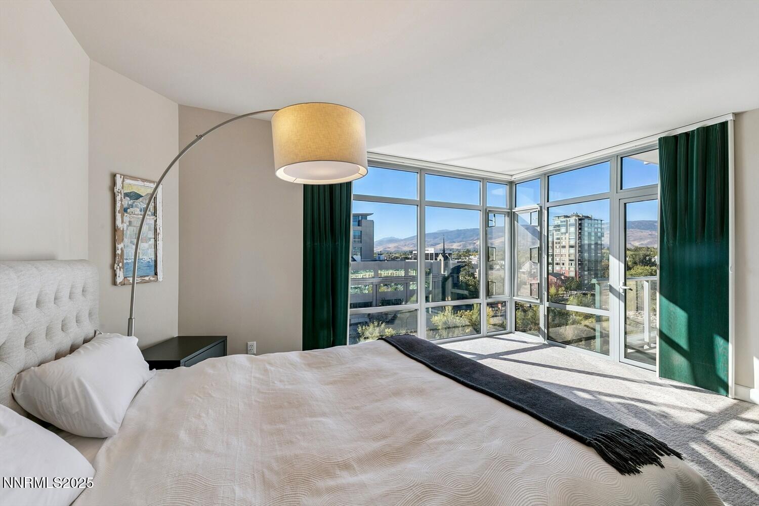 50 N Sierra Street, 601