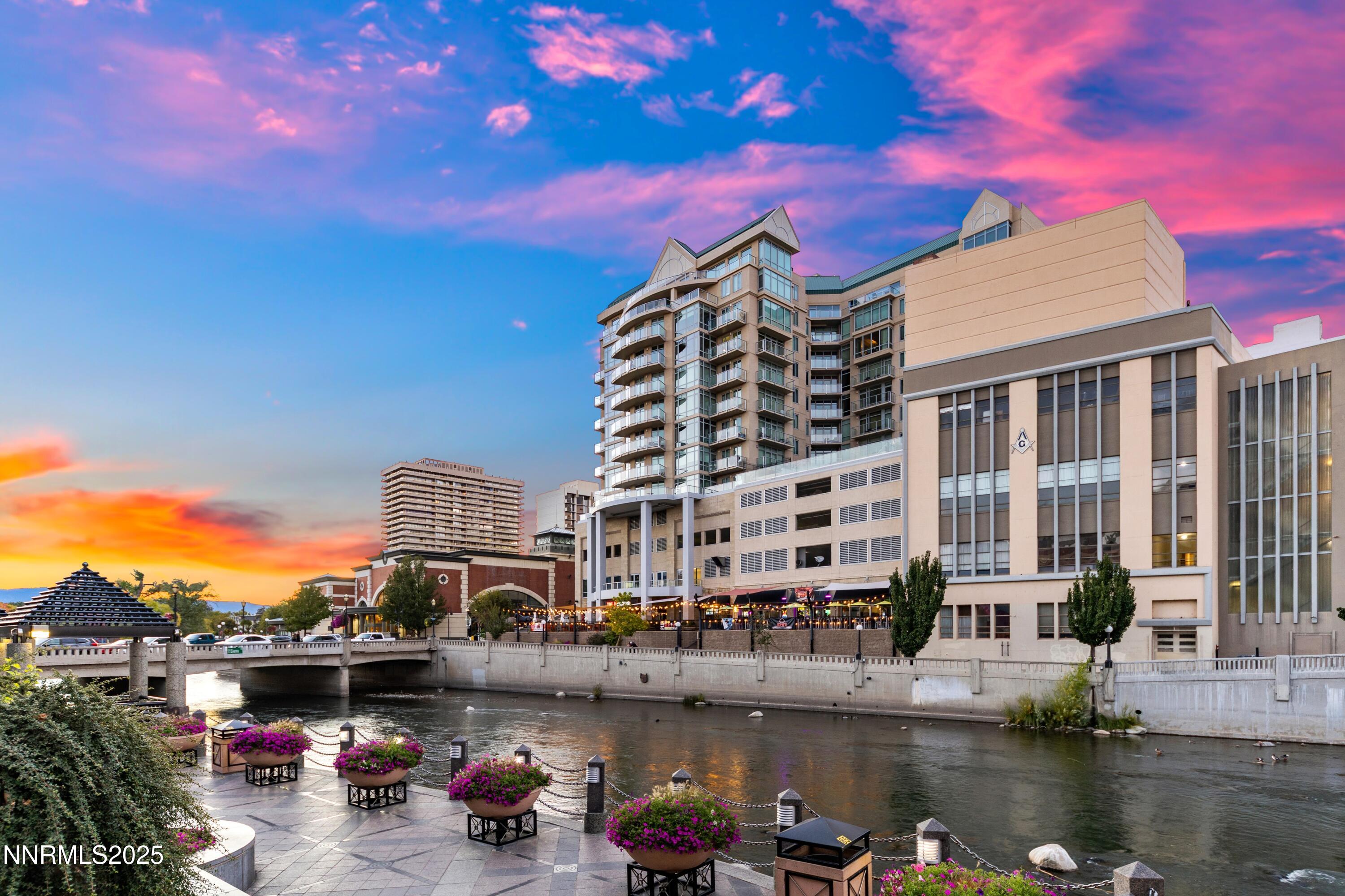 50 N Sierra Street, 601