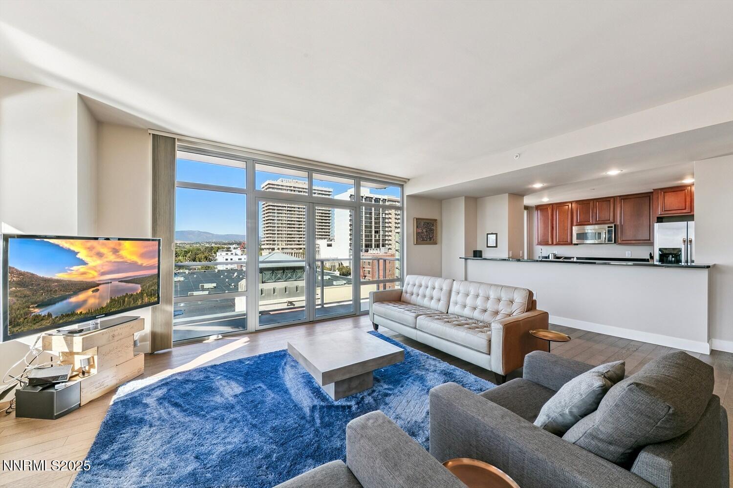 50 N Sierra Street, 601