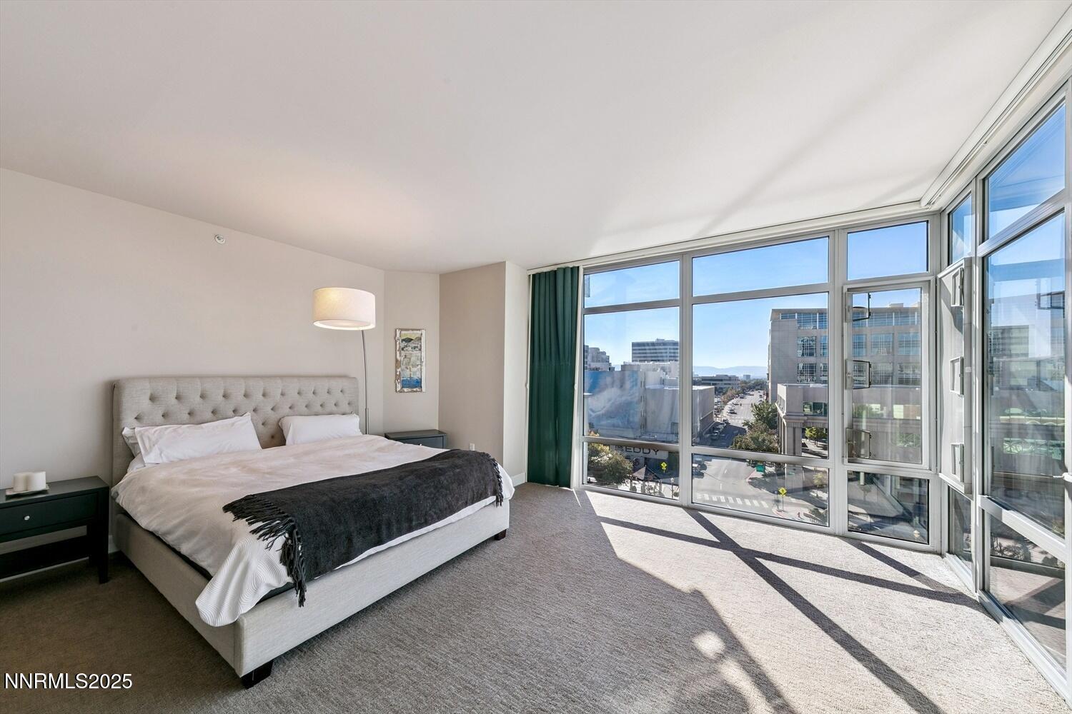 50 N Sierra Street, 601