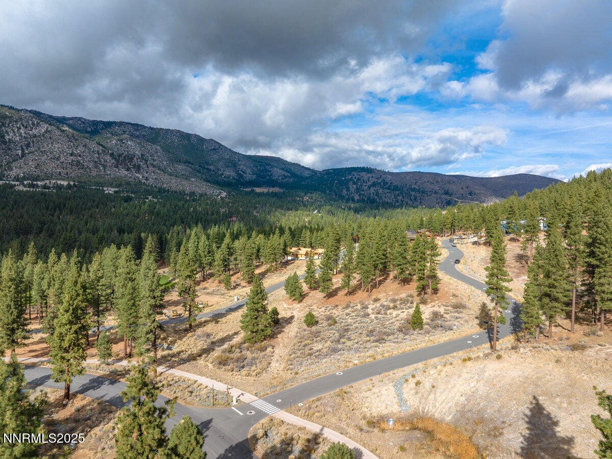 569 Headwaters Way, 358