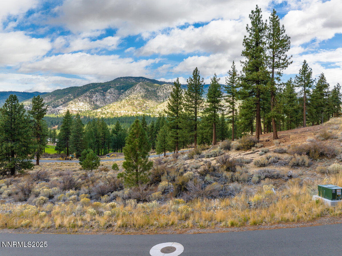 569 Headwaters Way, 358