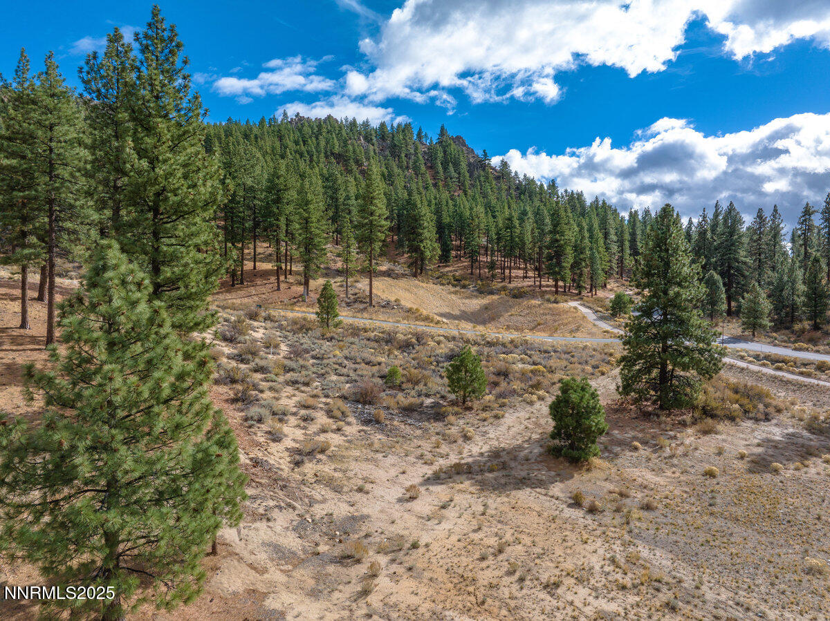 569 Headwaters Way, 358