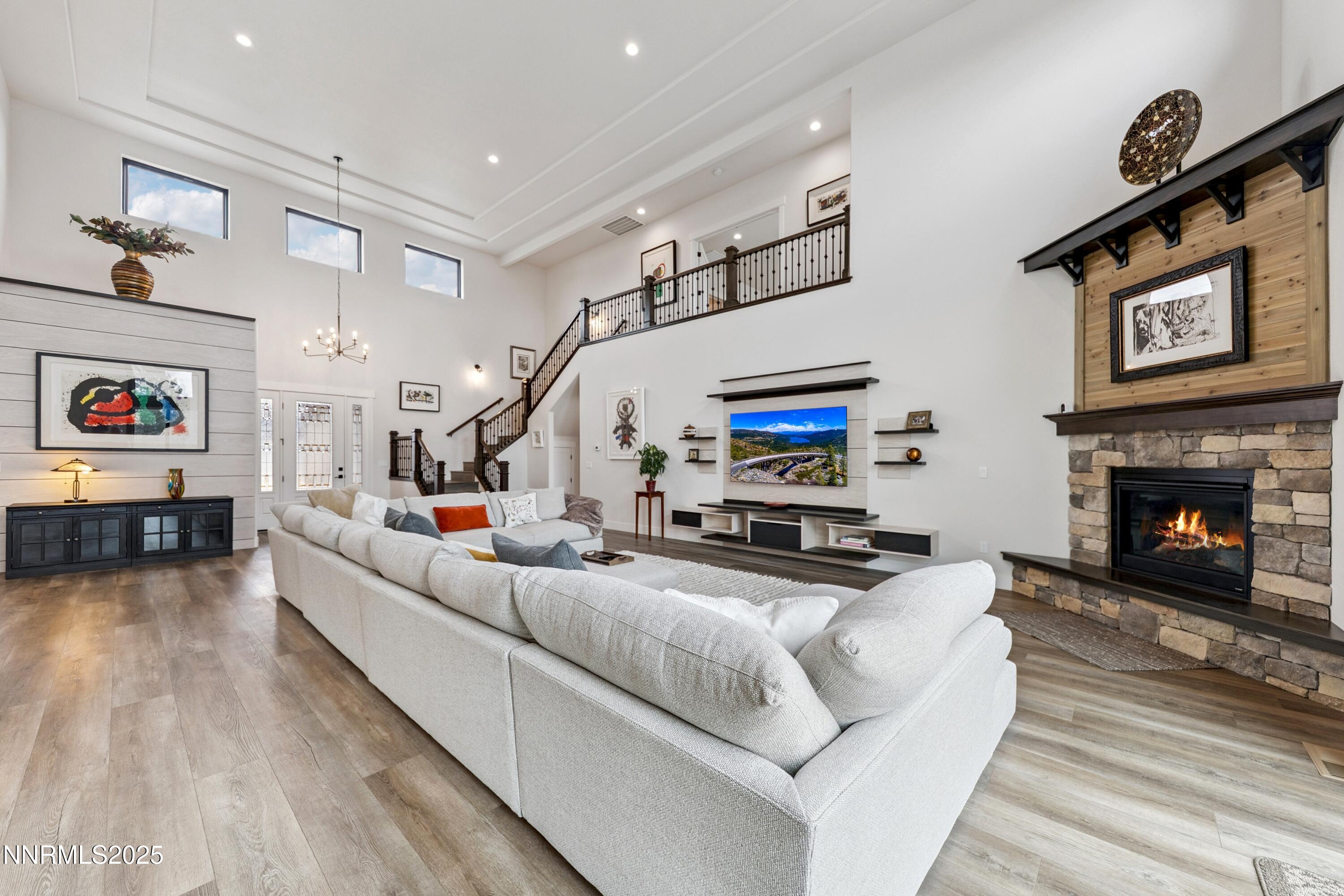 912 Holstein Court
