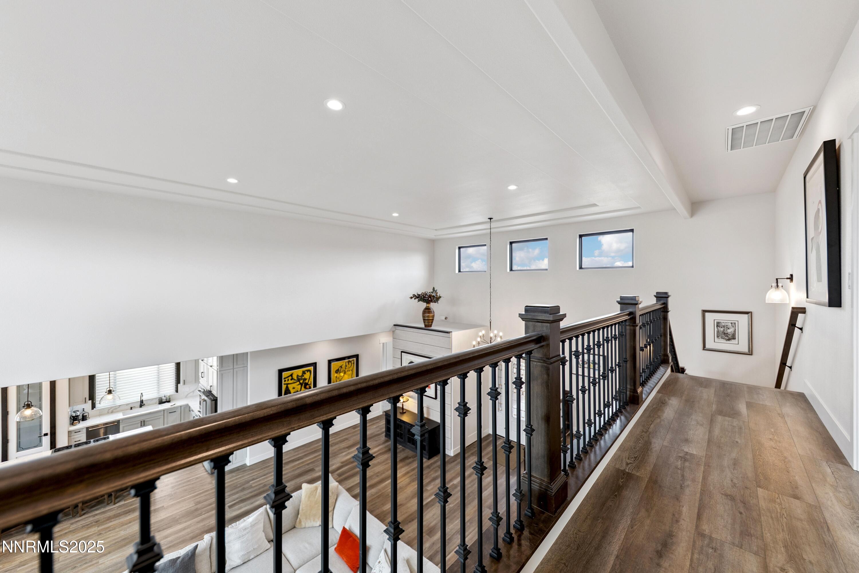 912 Holstein Court