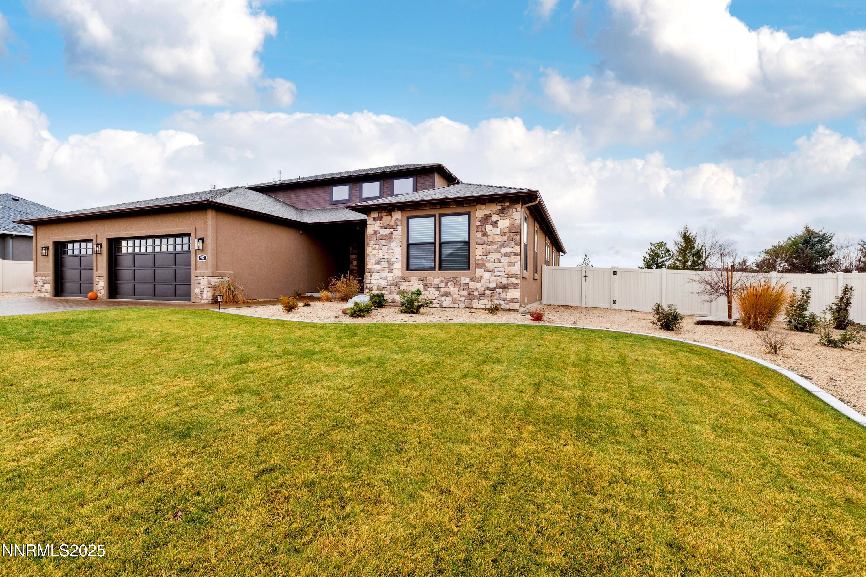 912 Holstein Court