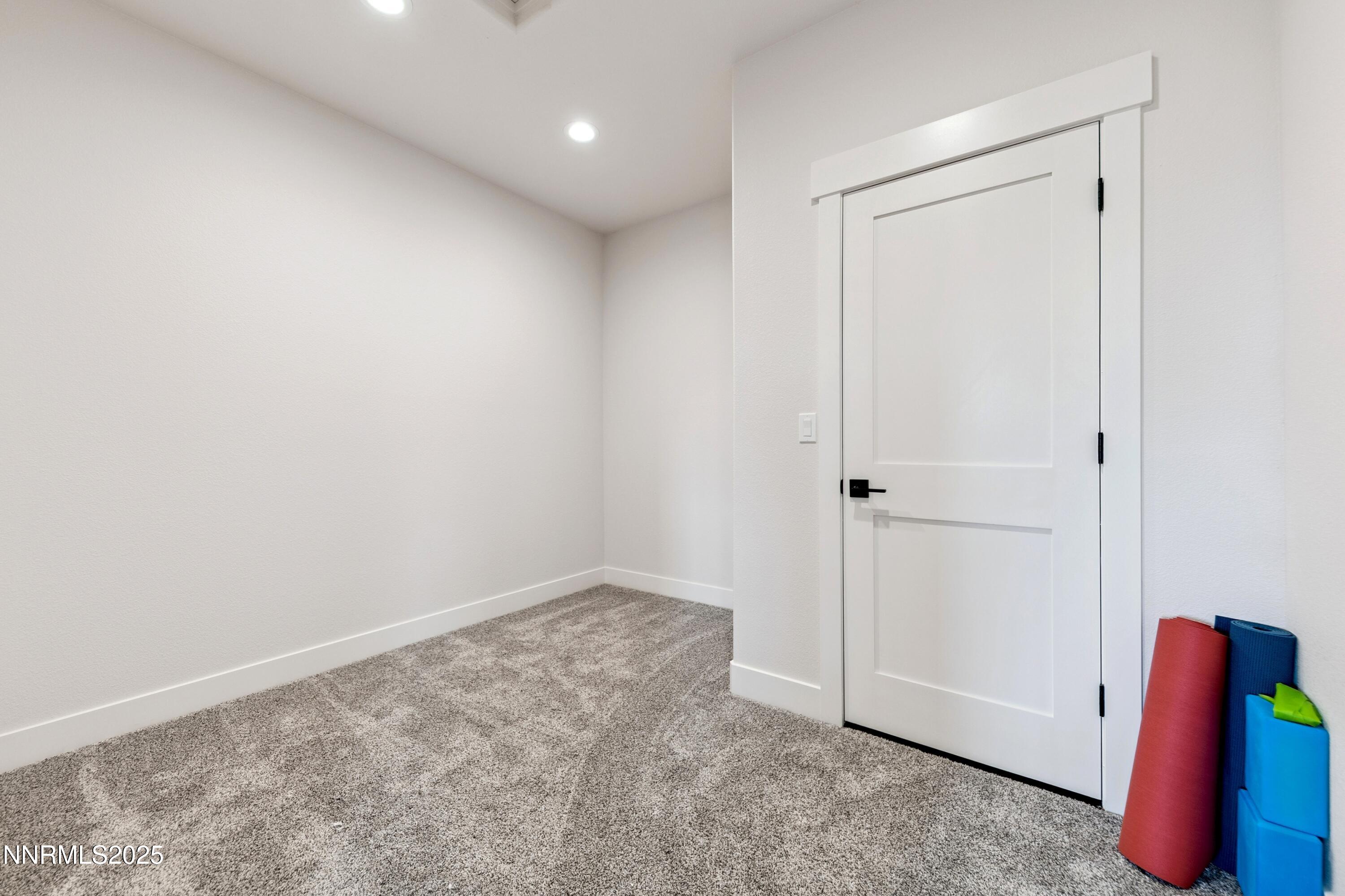 912 Holstein Court