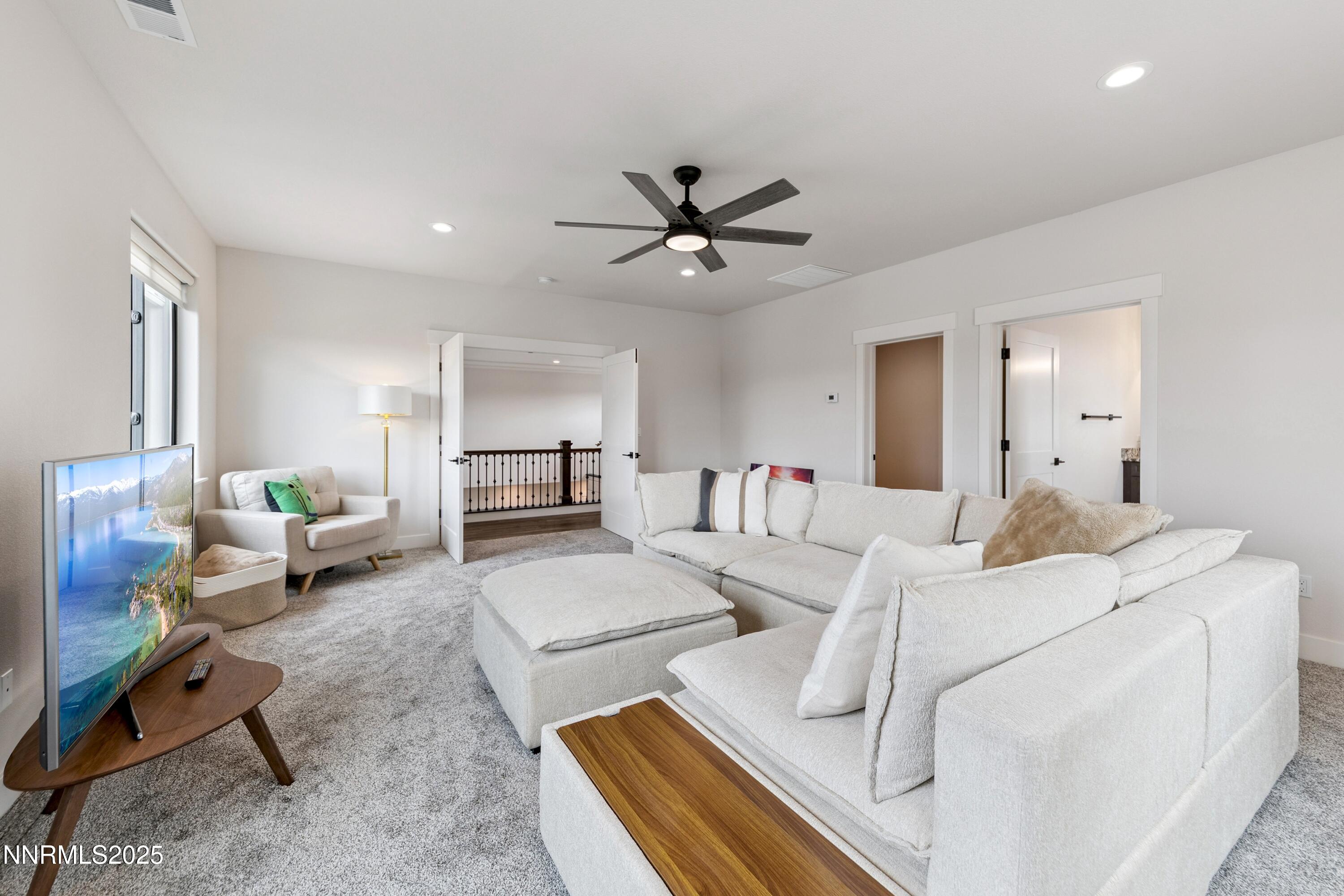 912 Holstein Court