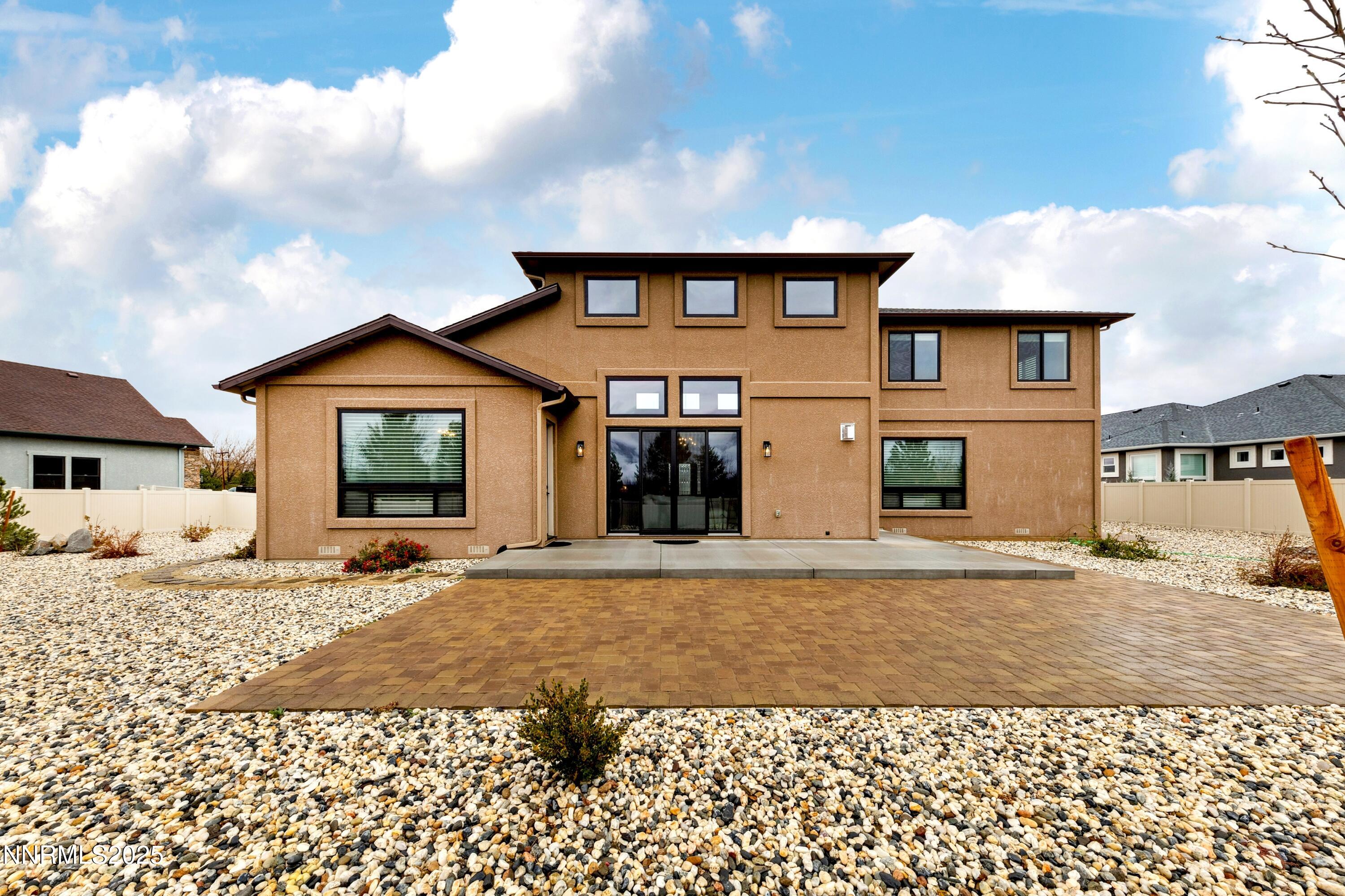 912 Holstein Court