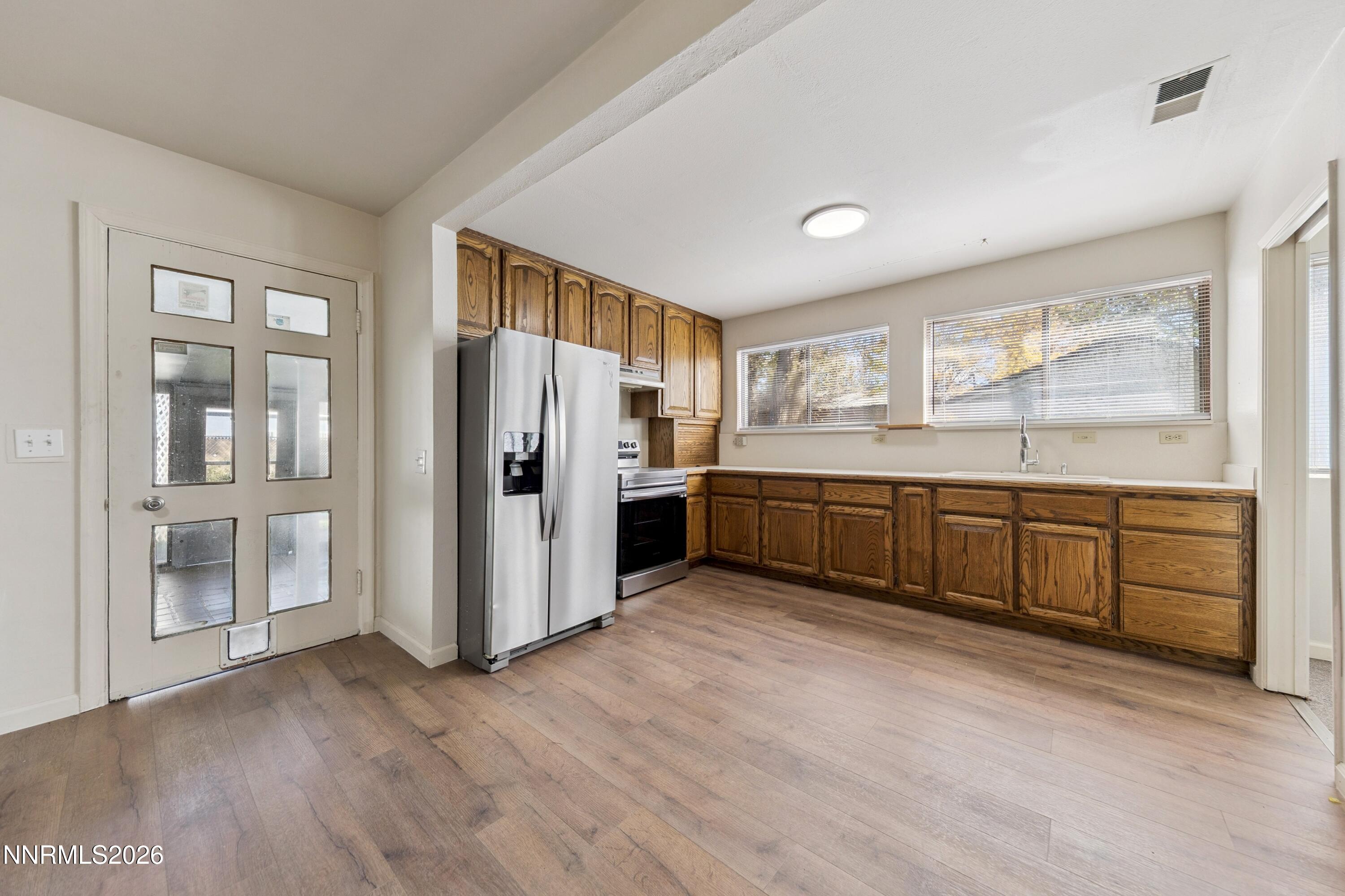 3129 S Carson Street