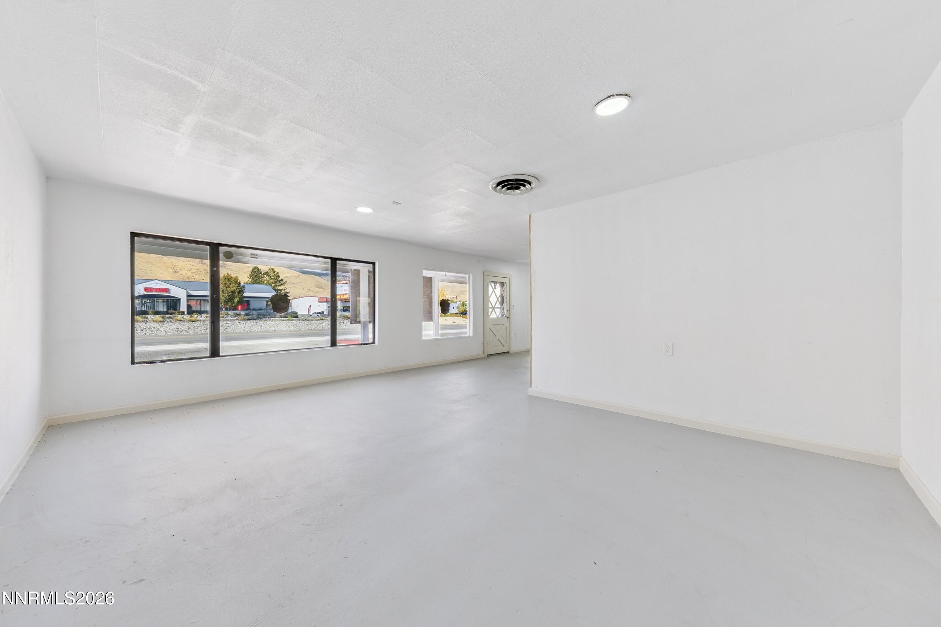 3129 S Carson Street