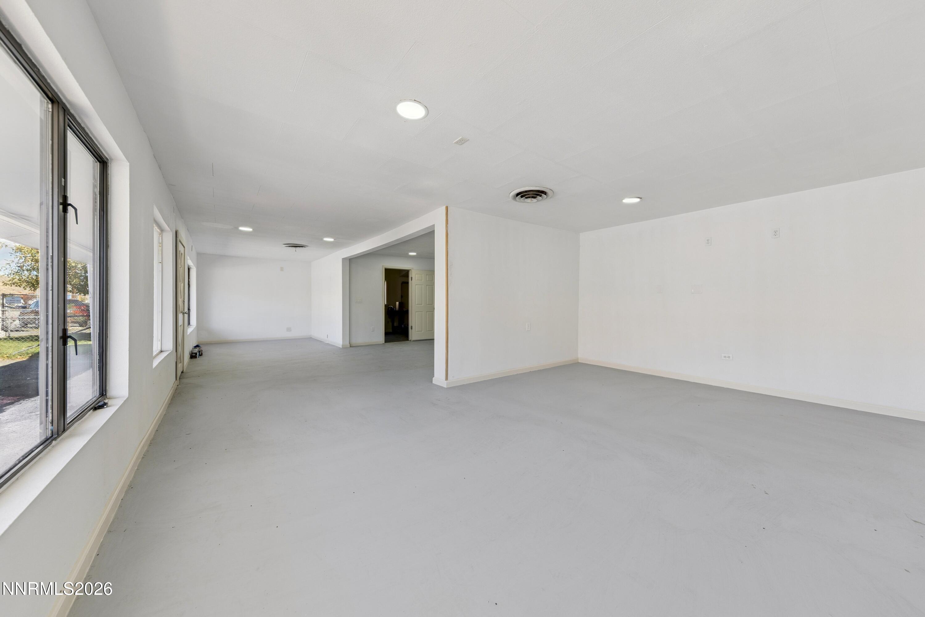 3129 S Carson Street