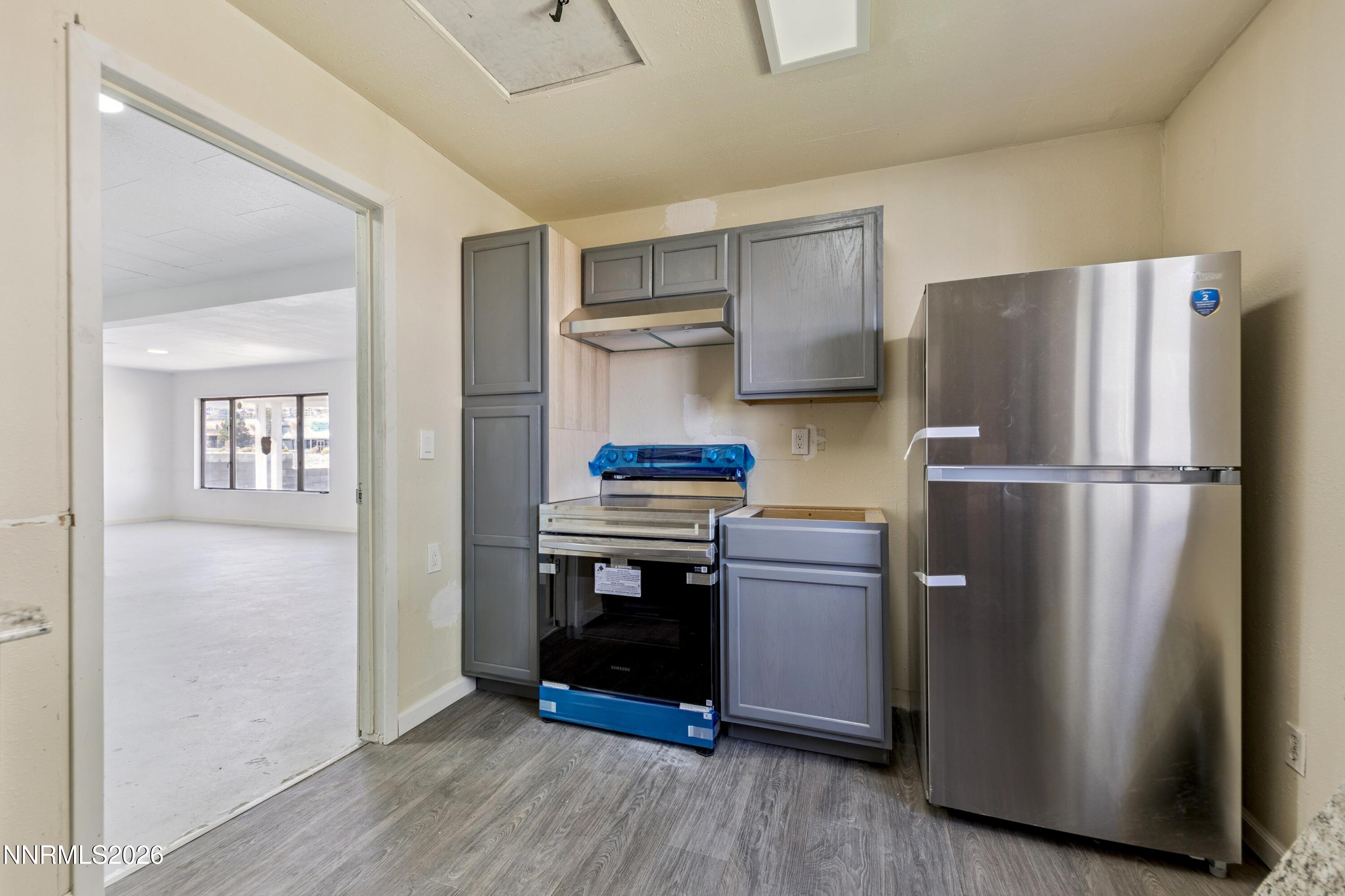 3129 S Carson Street