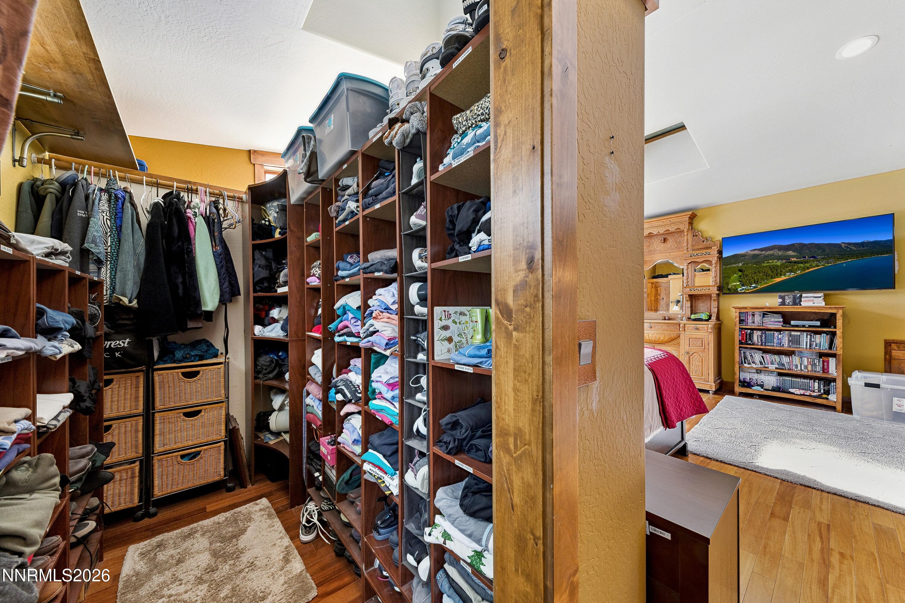 2361 Tolteca Court