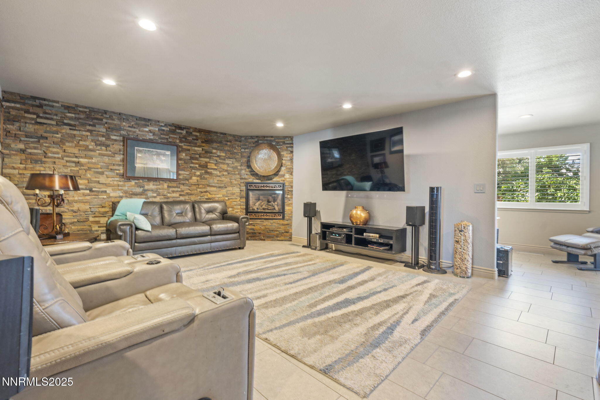 2410 Dublin Court